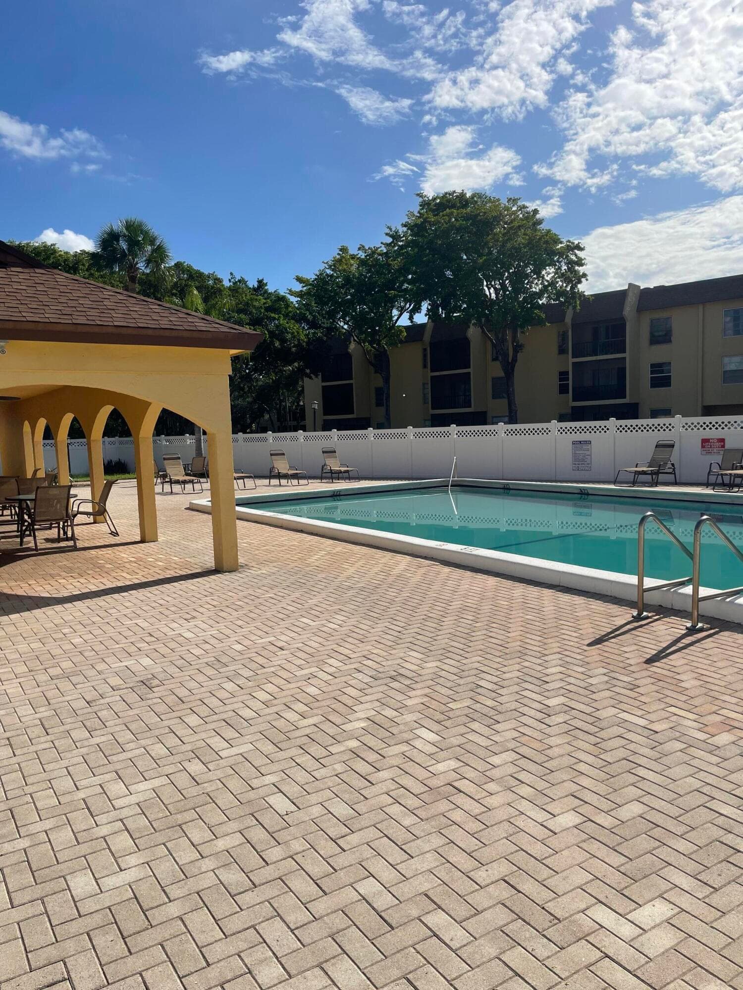 450 NW 20th Street 1010, Boca Raton, FL 33431 — photo 2 of 15