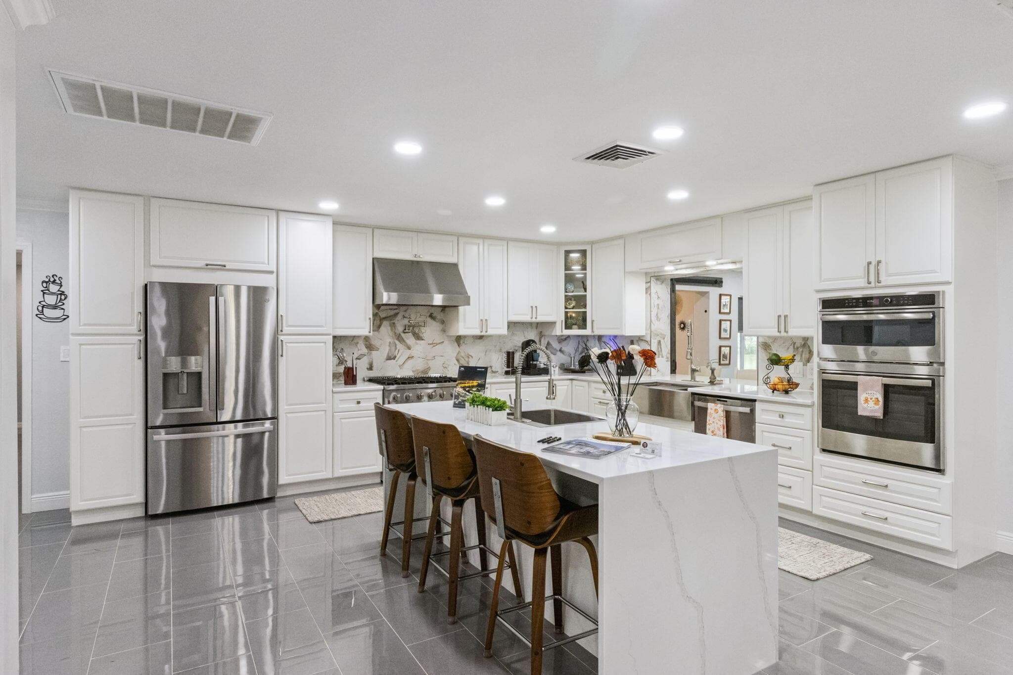 1950 Foxhollow Drive E, Auburndale, FL 33823 — photo 10 of 64
