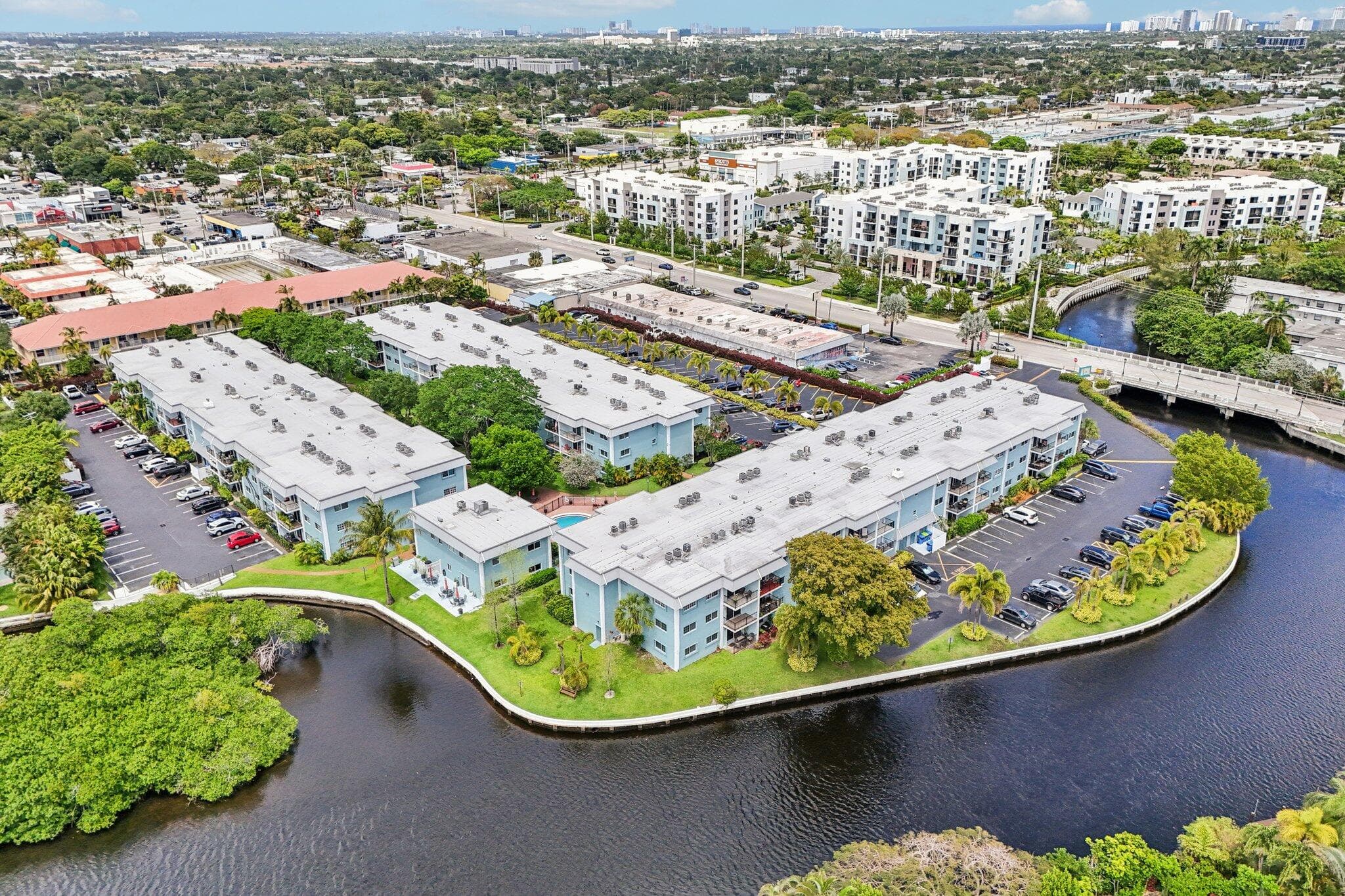 3004 NE 5th Terrace 101-c, Wilton Manors, FL 33334 — photo 42 of 47