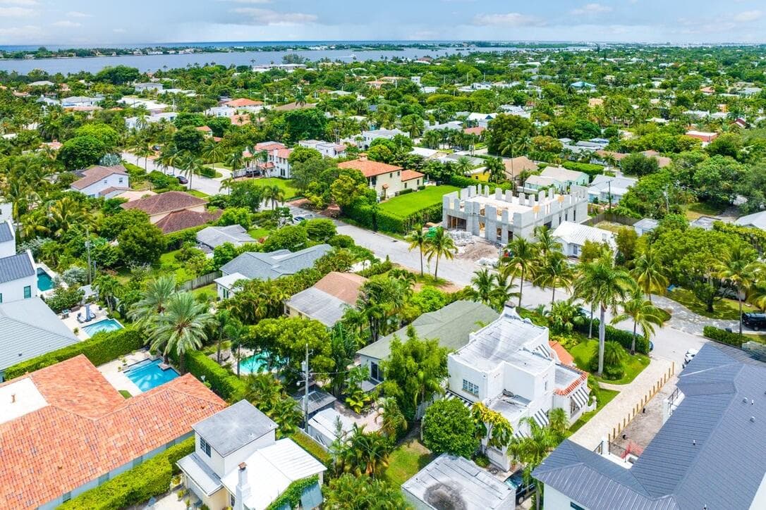 353 E Lakewood Road, West Palm Beach, FL 33405 — photo 35 of 35