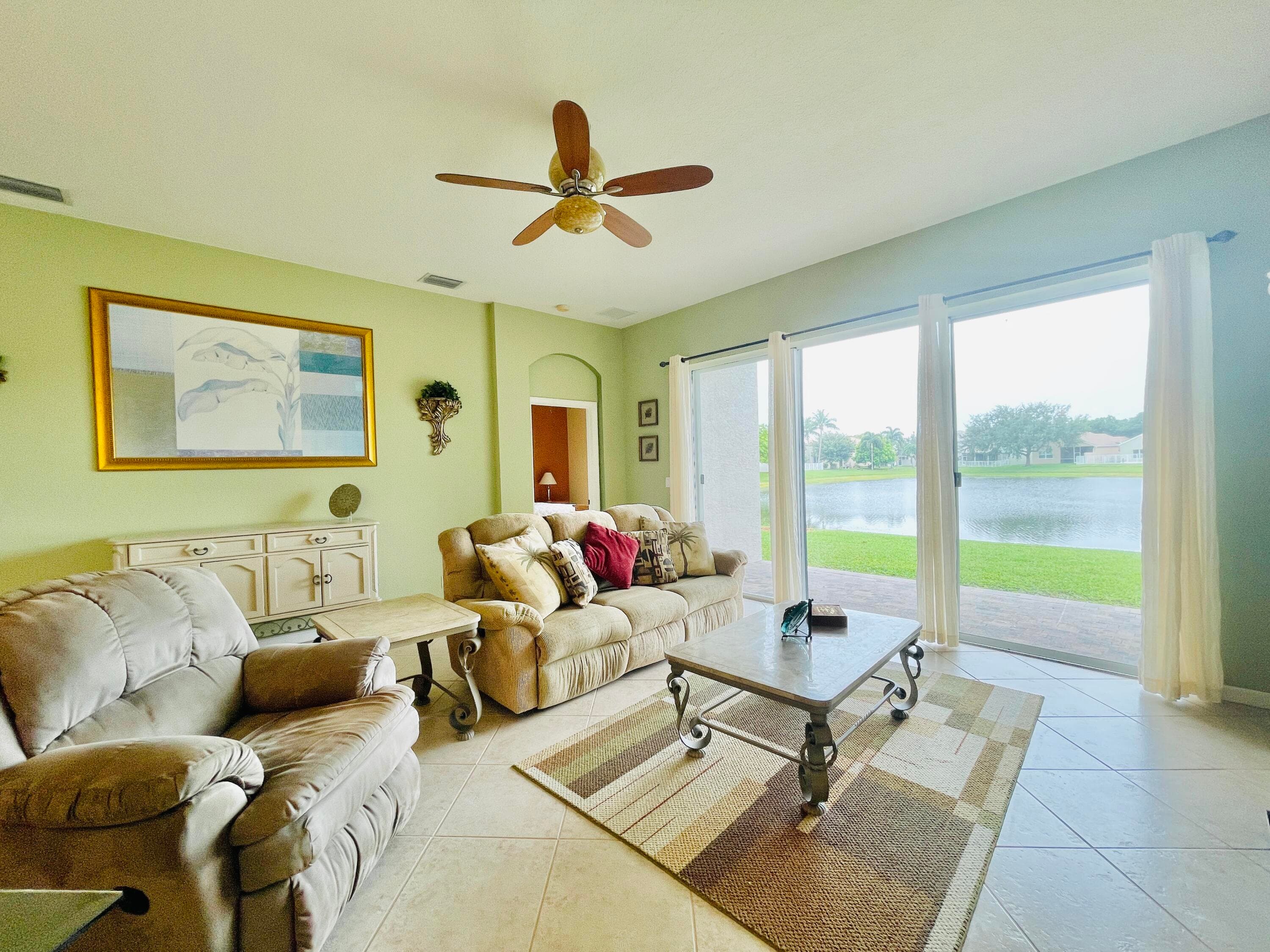 137 Canterbury Place, Royal Palm Beach, FL 33414 — photo 13 of 40