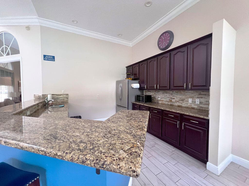 137 Canterbury Place, Royal Palm Beach, FL 33414 — photo 39 of 40