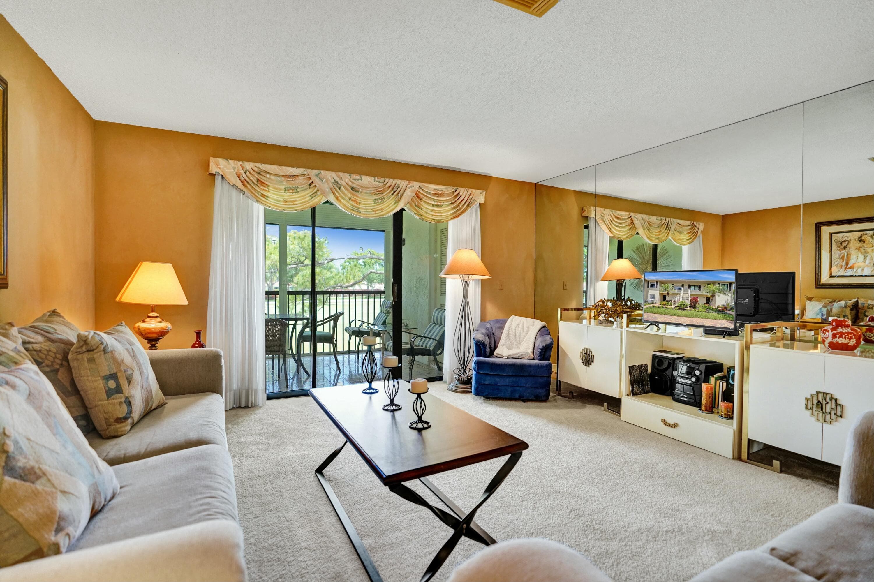 19 Stratford Drive E Unit F, Boynton Beach, FL 33436 — photo 15 of 64