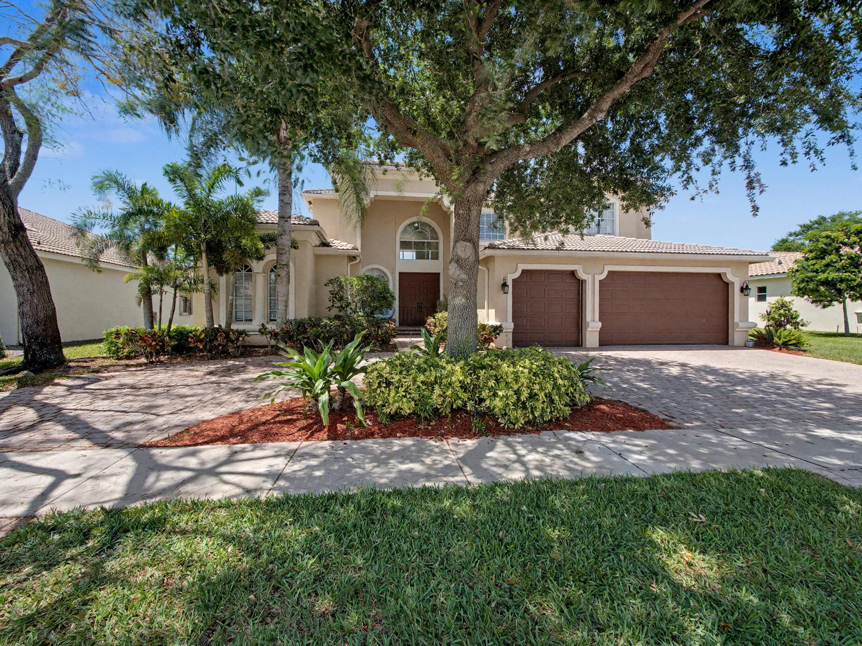 7244 Vía Abruzzi, Lake Worth, FL 33467 — photo 2 of 47