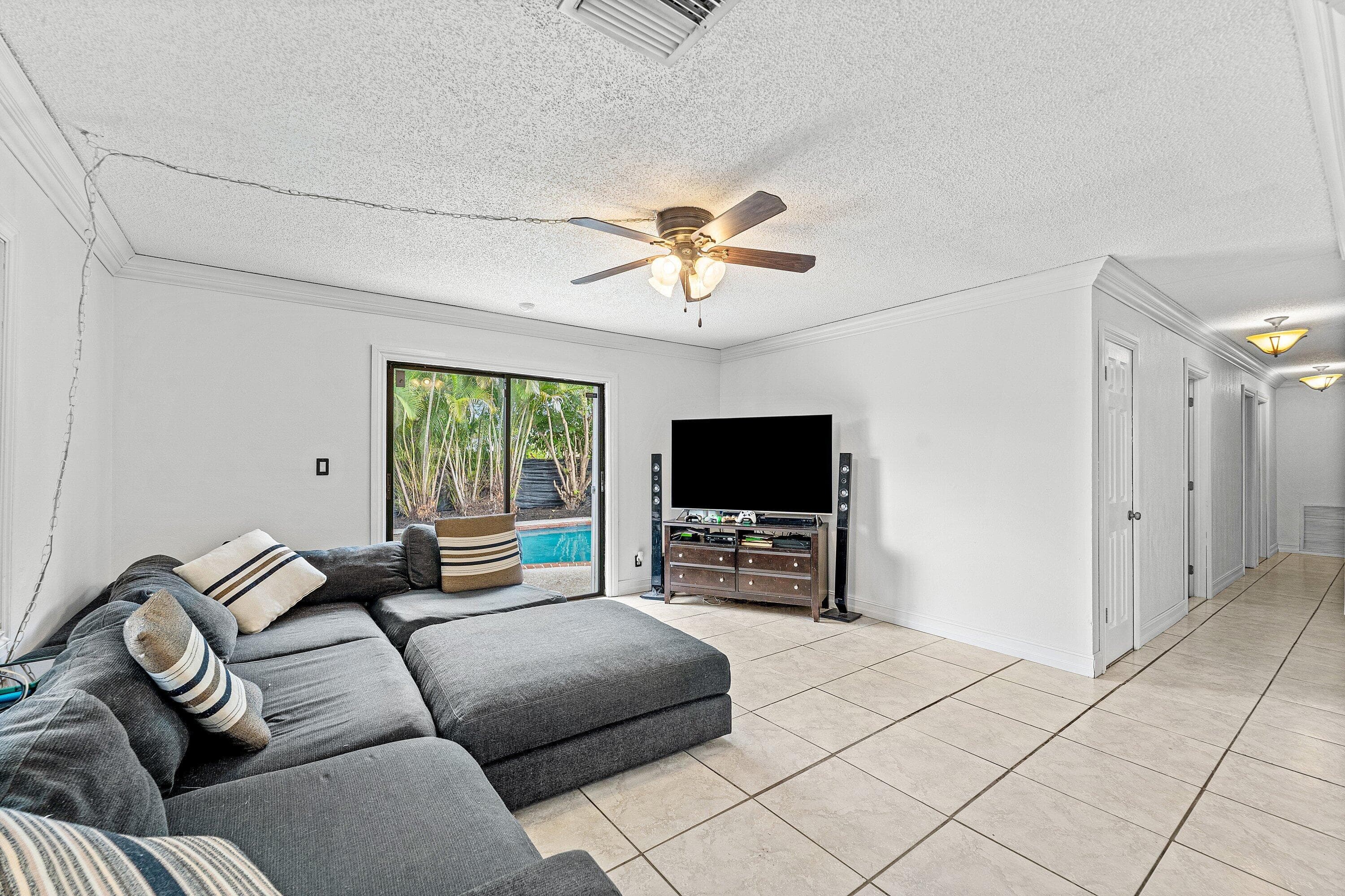 6407 Boulevard Of Champions Boulevard Of Champions, North Lauderdale, FL 33068 — photo 3 of 17