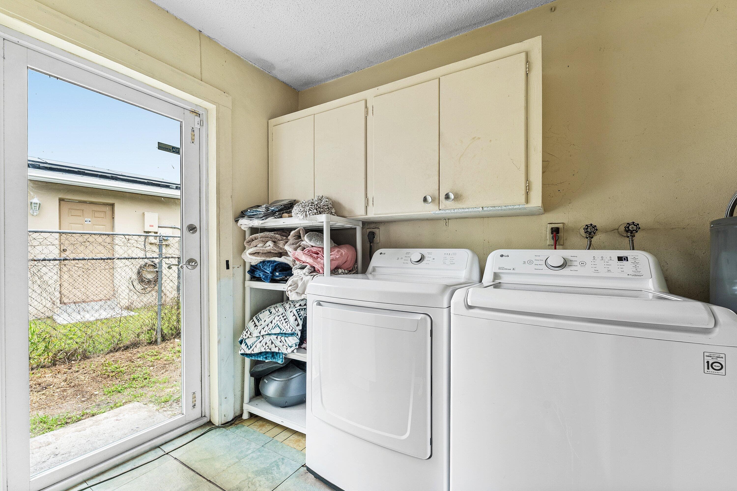 6407 Boulevard Of Champions Boulevard Of Champions, North Lauderdale, FL 33068 — photo 10 of 17