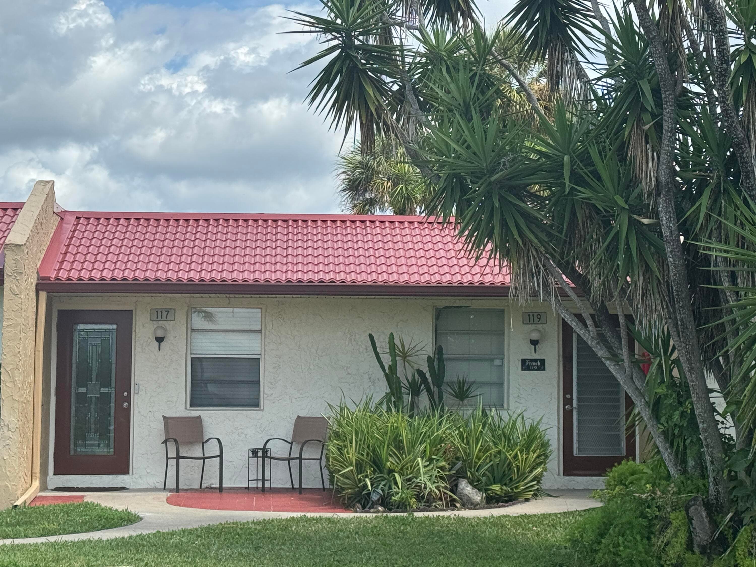 117 Golden River Drive, West Palm Beach, FL 33411 — photo 2 of 23