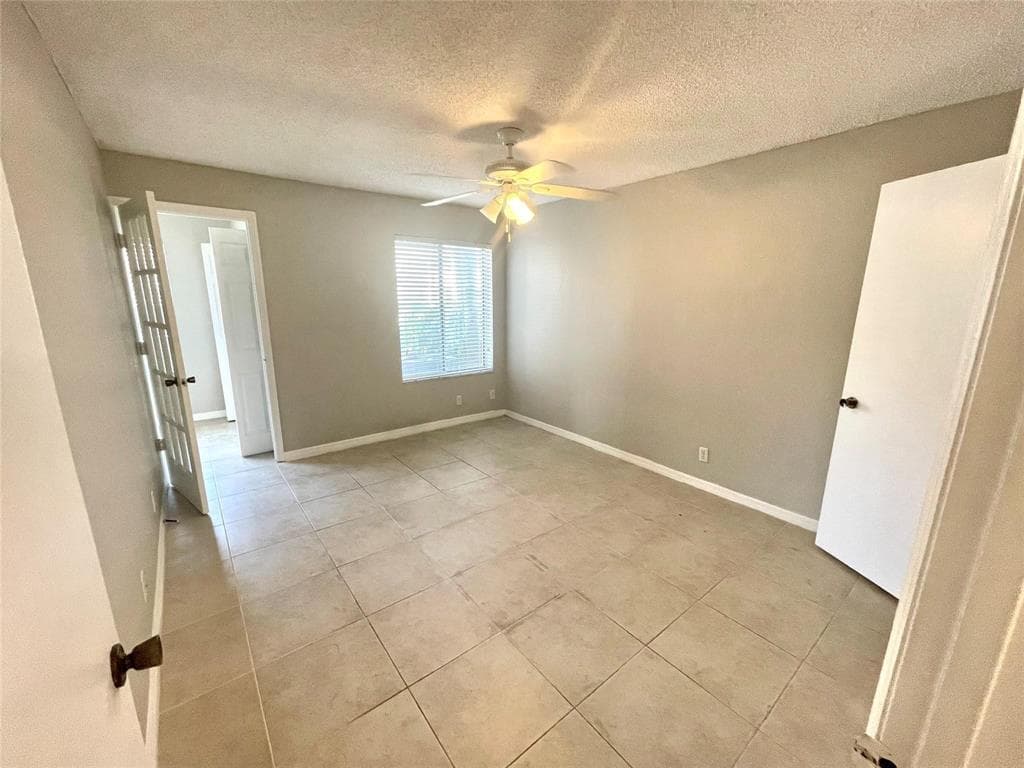 3350 N Pinewalk Dr Drive N 1413, Margate, FL 33063 — photo 14 of 18