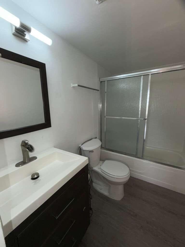 9682 Fontainebleau Boulevard 603, Miami, FL 33172 — photo 12 of 17
