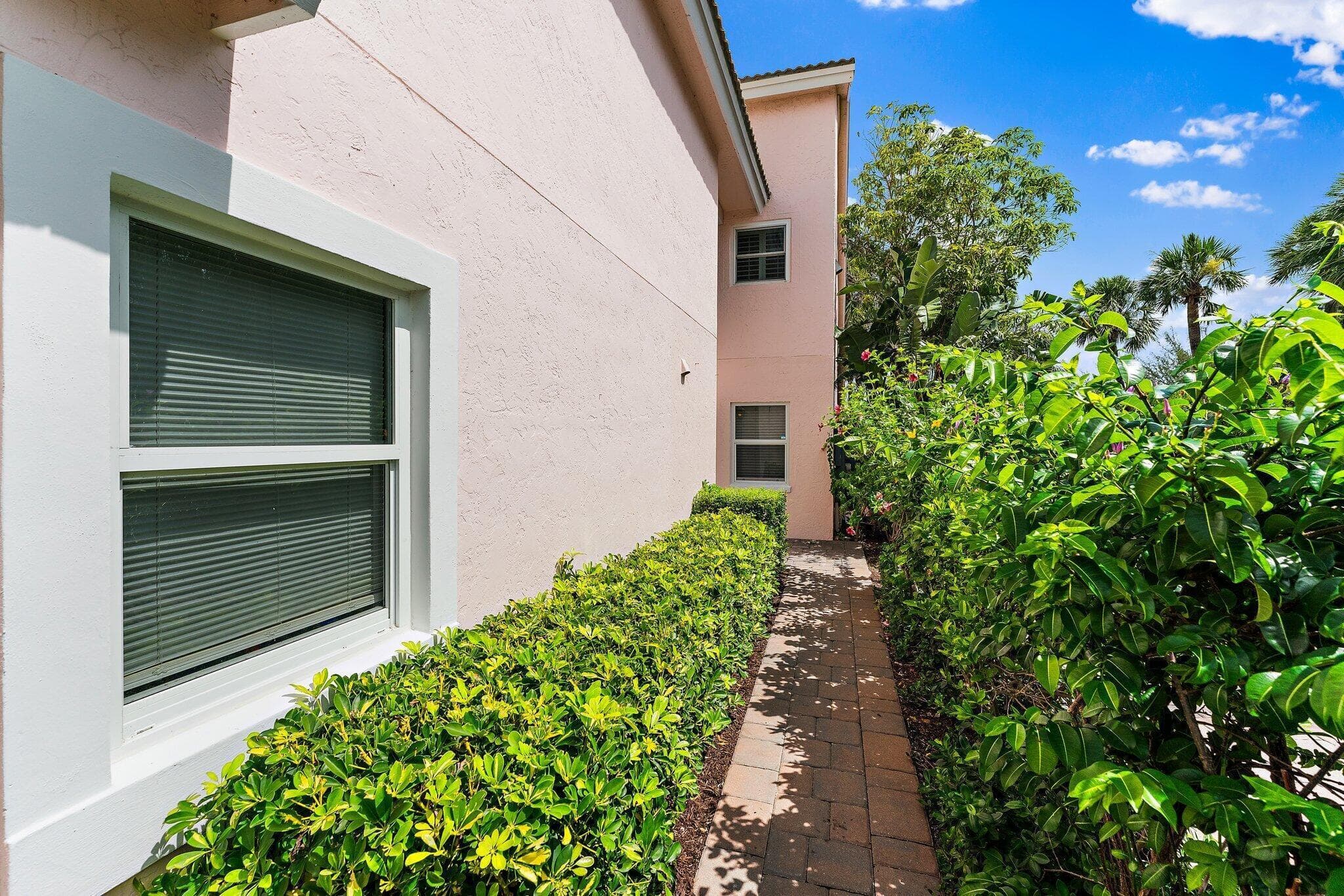 2905 Fairway Drive N, Jupiter, FL 33477 — photo 63 of 65