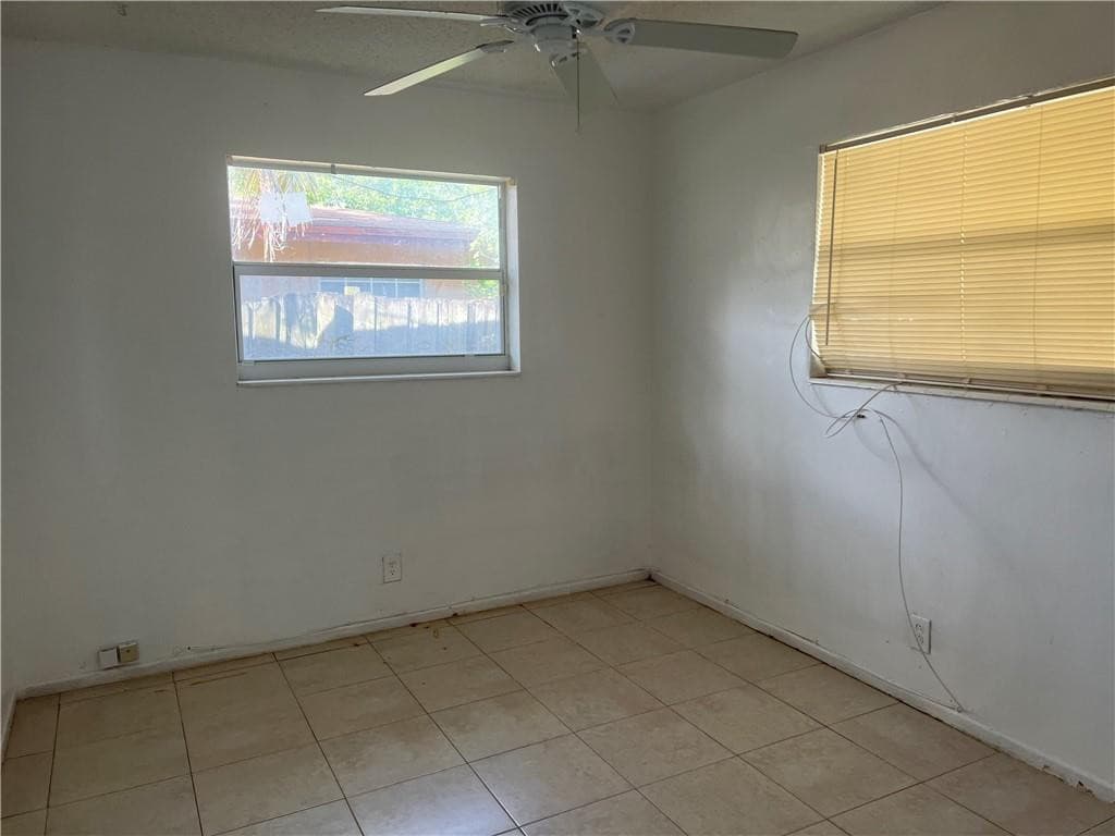 10 NW 19th Street, Pompano Beach, FL 33060 — photo 4 of 13