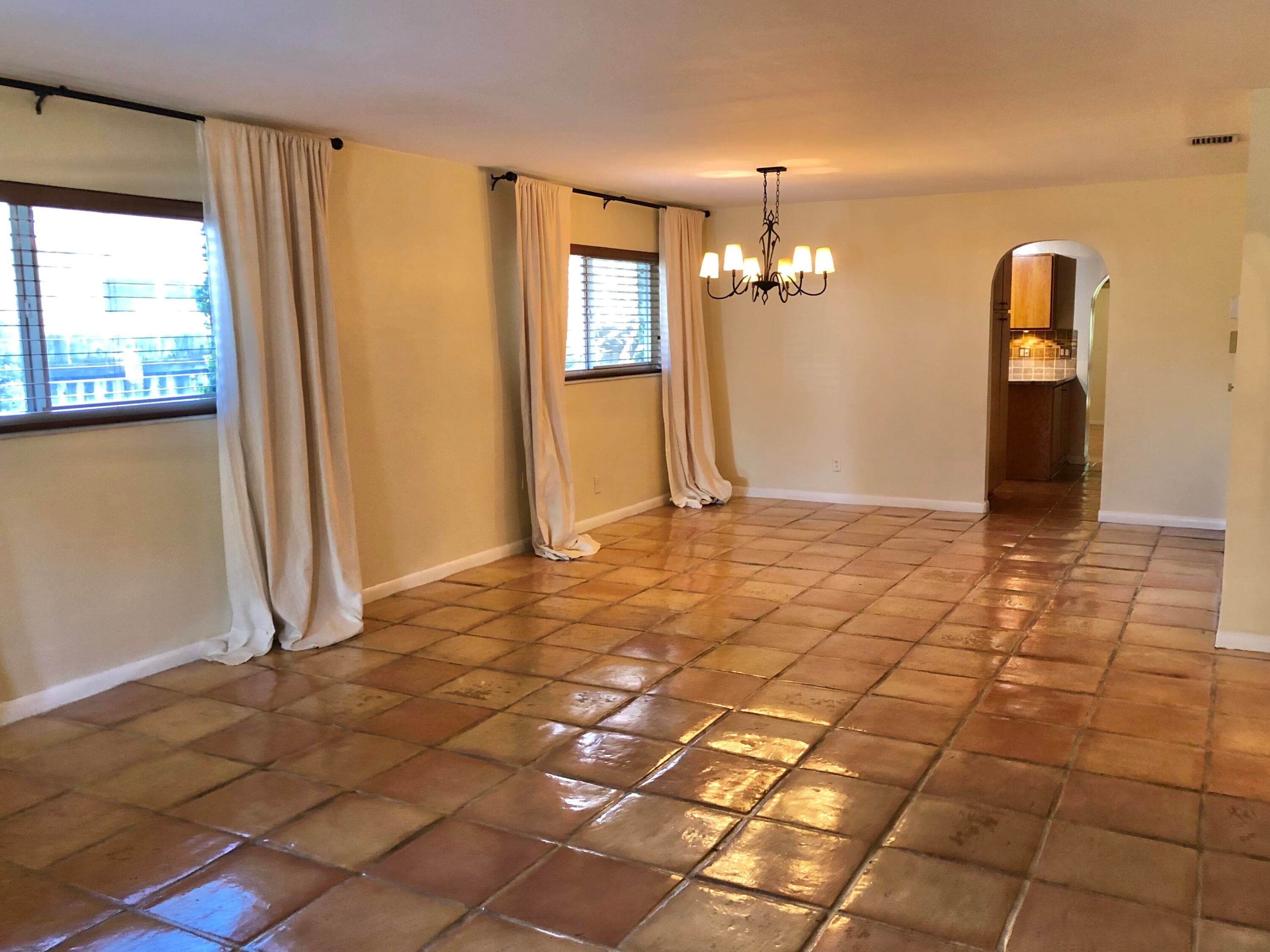 1031 Lincoln Street, Hollywood, FL 33019 — photo 6 of 43