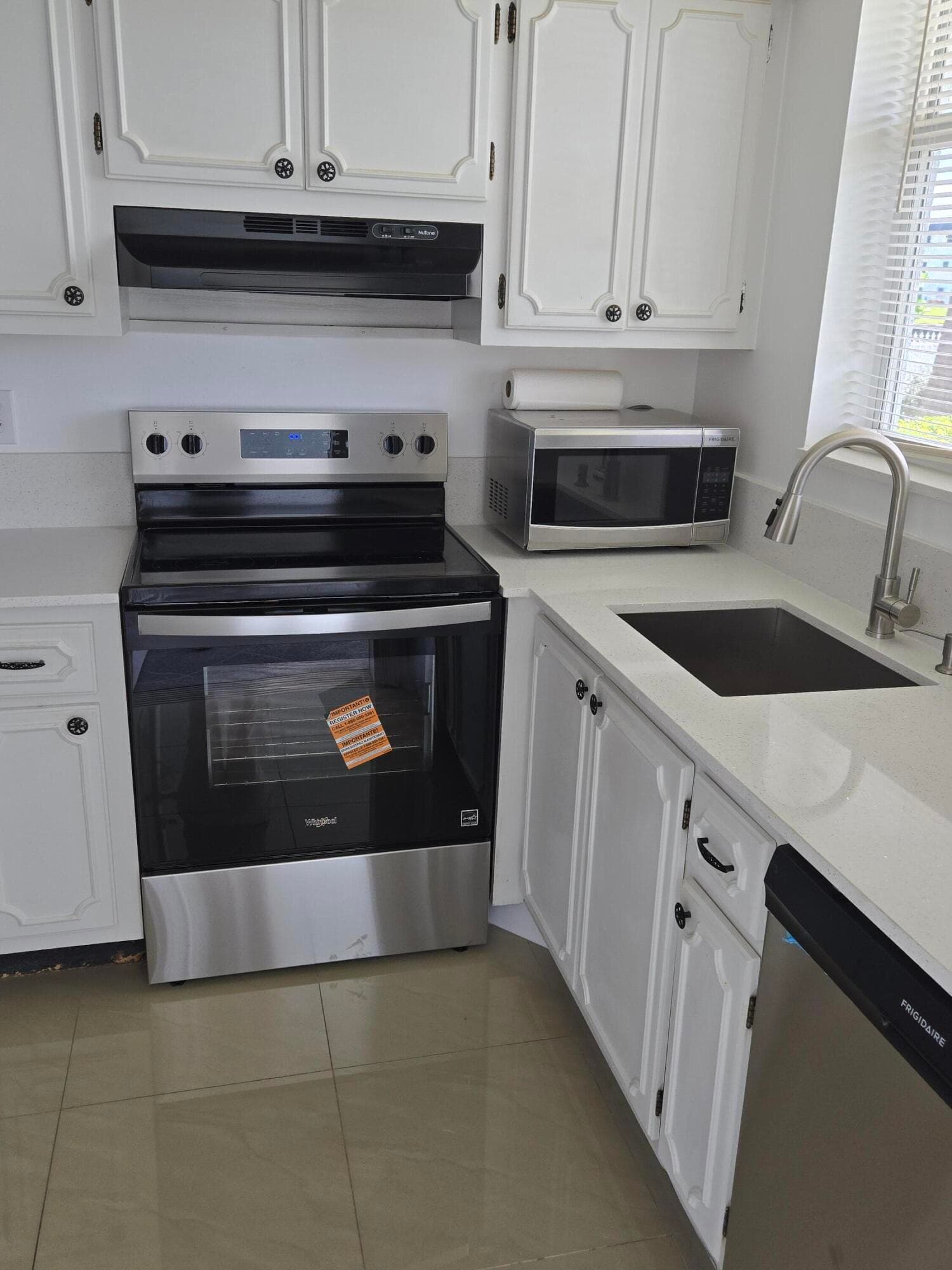 104 Paradise Harbour Boulevard 114, North Palm Beach, FL 33408 — photo 27 of 40