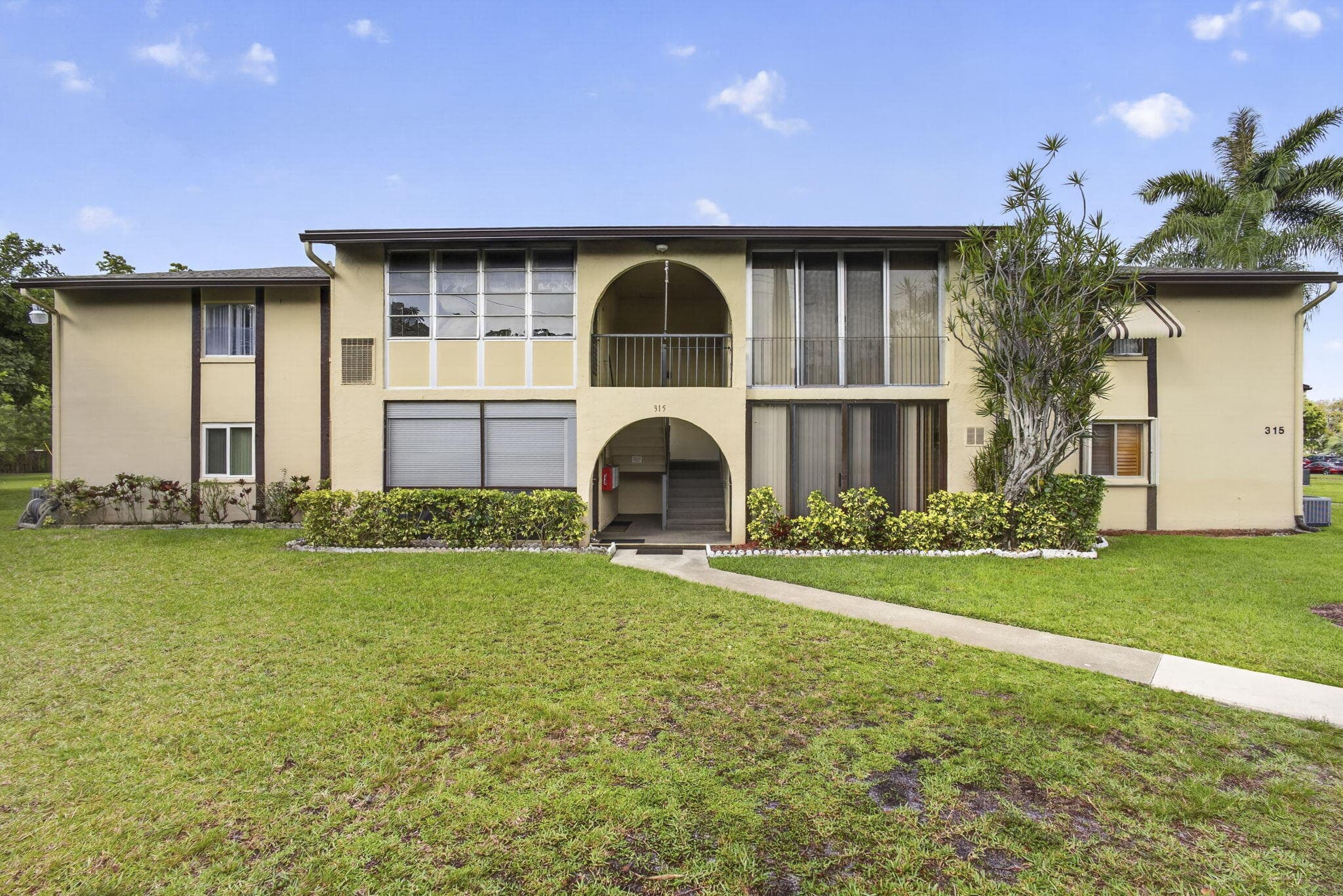 315 Pine Ridge Circle D-1, Greenacres, FL 33463 — photo 3 of 43