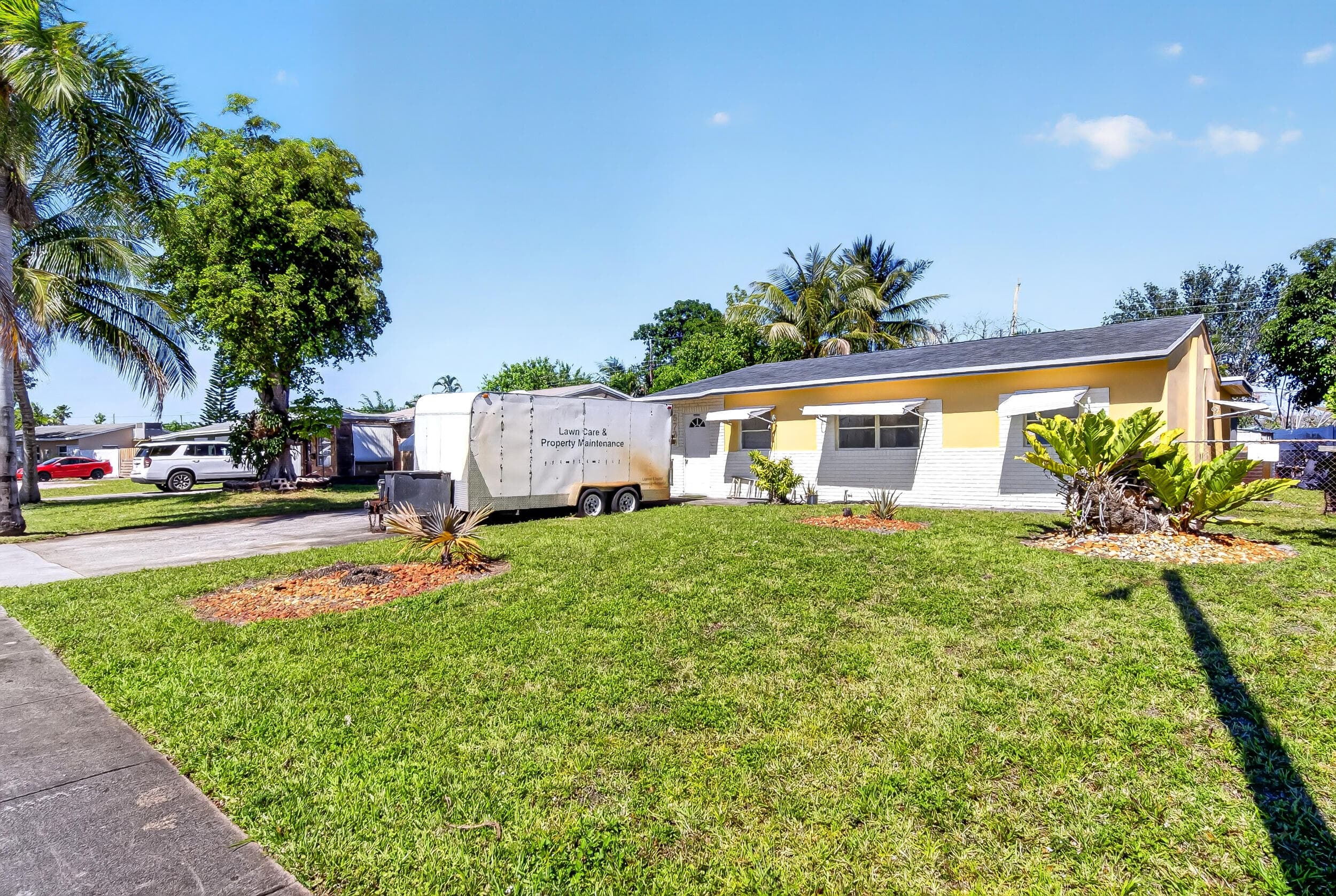 5730 NE 6th Terrace, Oakland Park, FL 33334 — photo 2 of 3