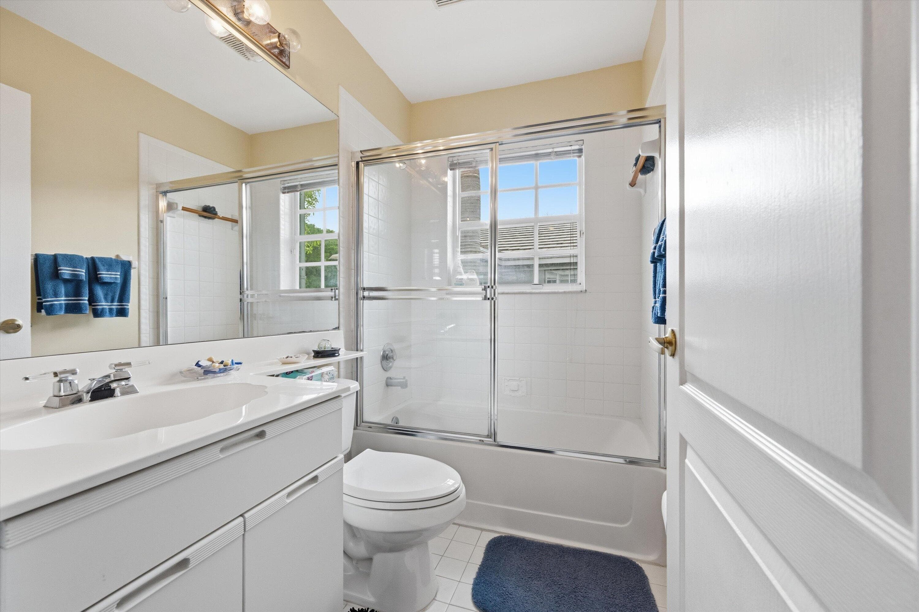 10112 Andover Coach Circle B2, Lake Worth, FL 33449 — photo 19 of 49