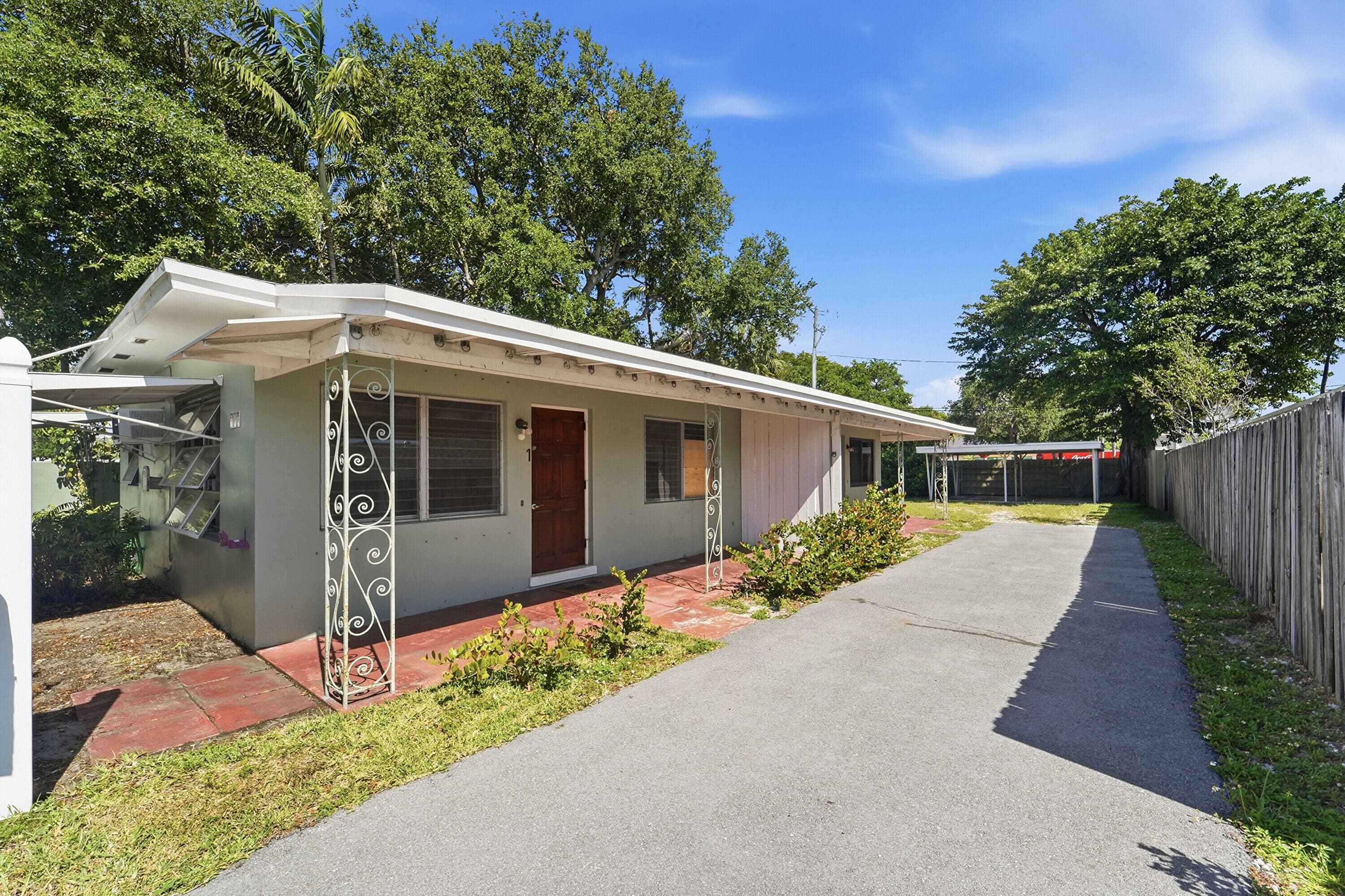 707 SE 18th Street 1-2, Fort Lauderdale, FL 33316 — photo 13 of 33