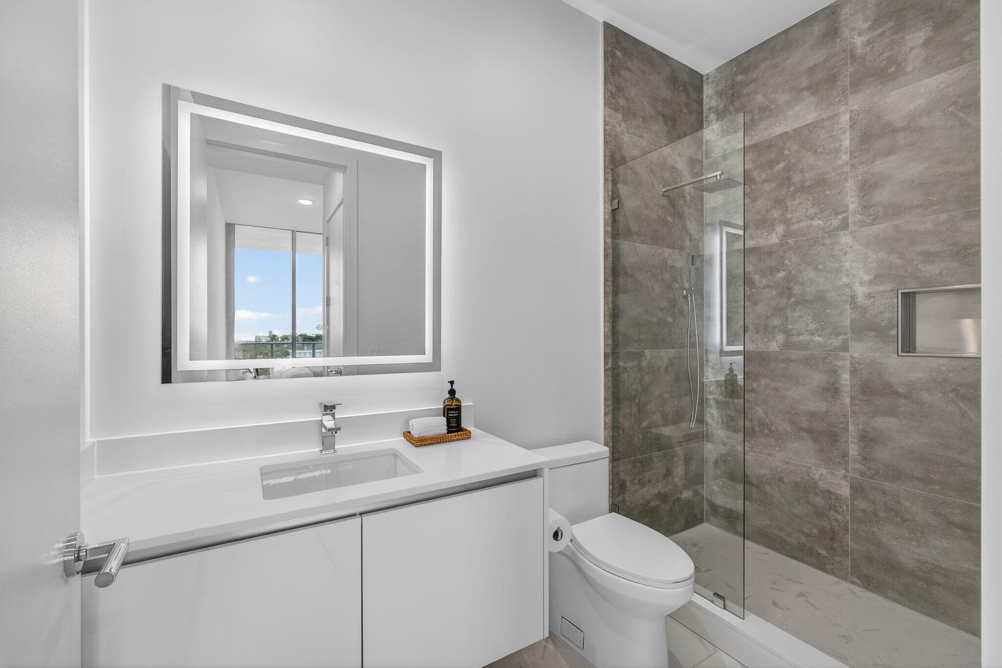 220 Lake Shore Drive 609, Lake Park, FL 33403 — photo 44 of 128