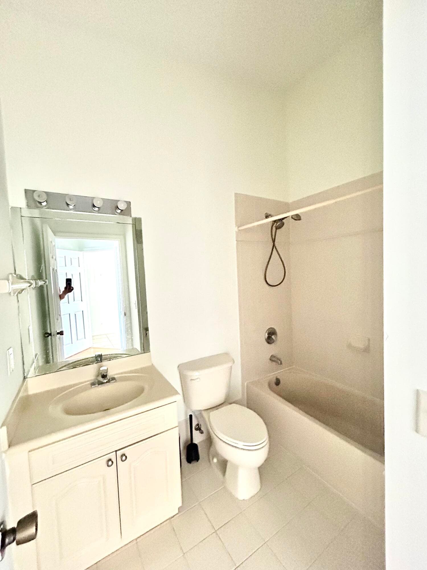 621 NW 78th Terrace 205, Pembroke Pines, FL 33024 — photo 26 of 36