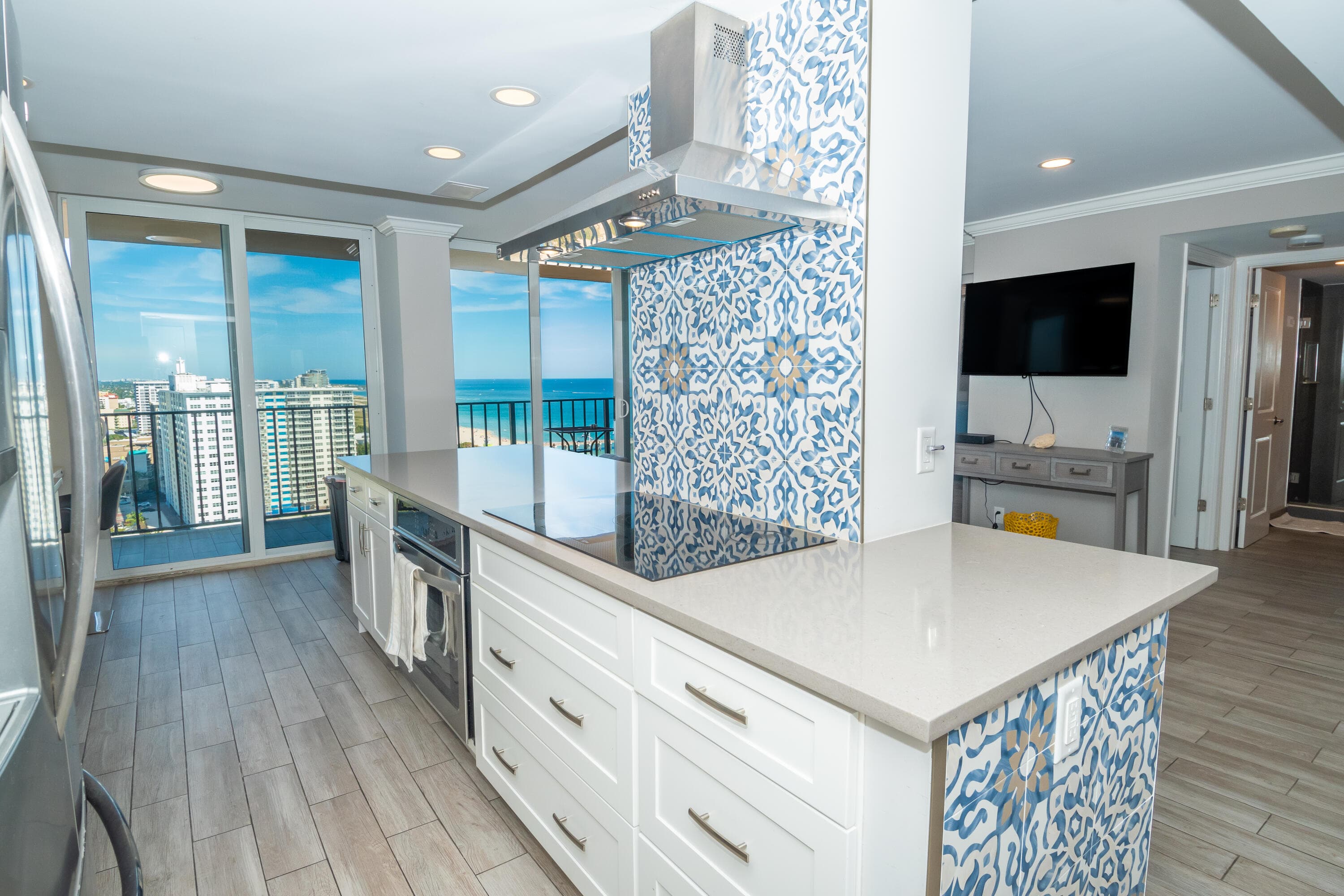 101 Briny Avenue 2207, Pompano Beach, FL 33062 — photo 11 of 34