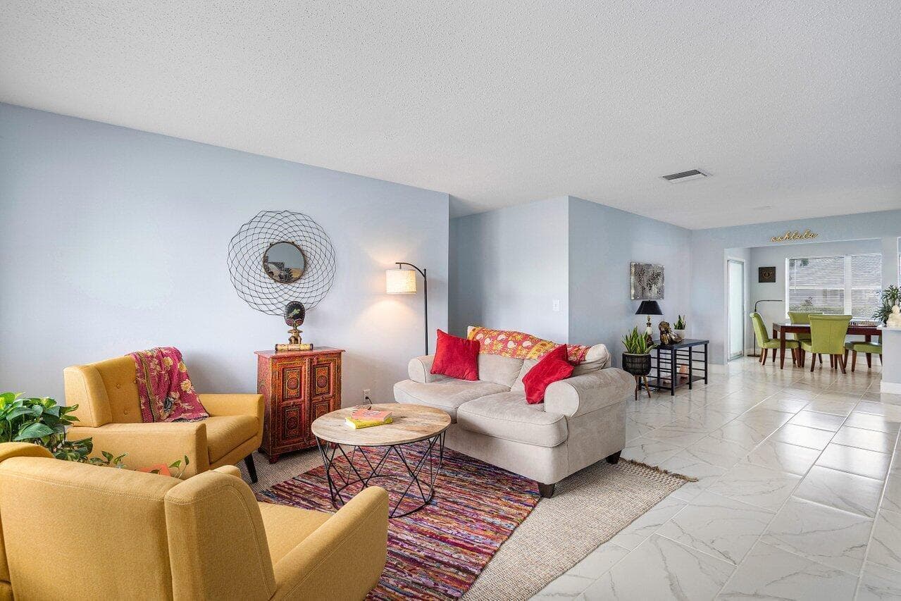 517 SW 18th Street, Boynton Beach, FL 33426 — photo 5 of 50