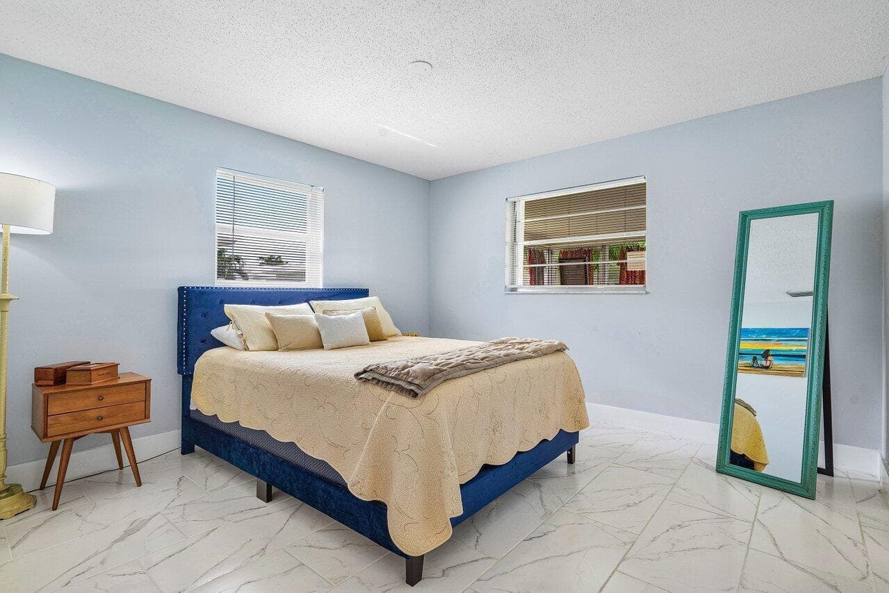 517 SW 18th Street, Boynton Beach, FL 33426 — photo 19 of 50