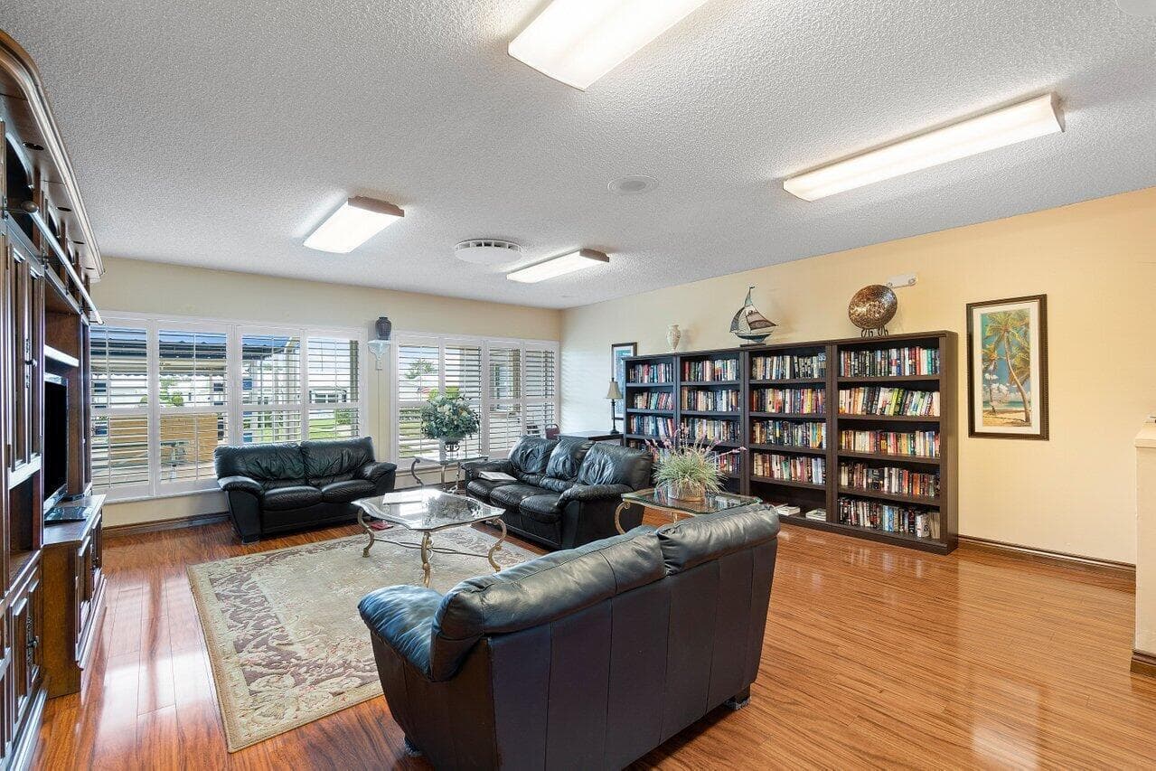 517 SW 18th Street, Boynton Beach, FL 33426 — photo 46 of 50