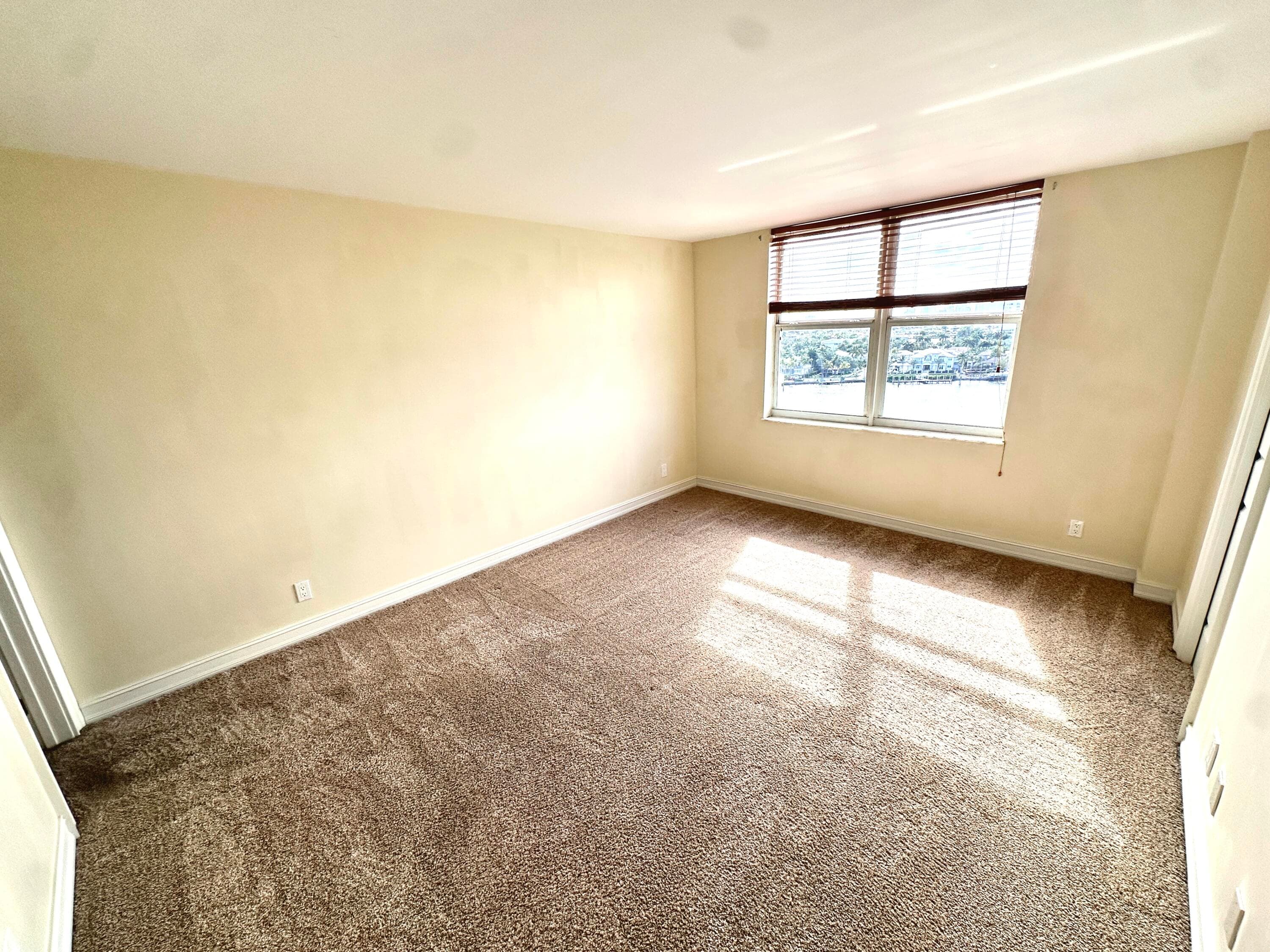 1 Las Olas Circle 1009, Fort Lauderdale, FL 33316 — photo 7 of 58