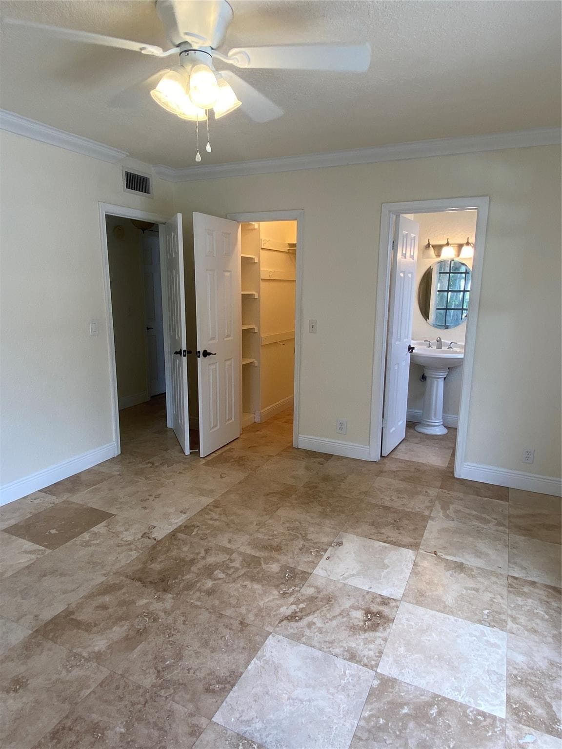 2200 NE 66th Street 1412, Fort Lauderdale, FL 33308 — photo 4 of 30