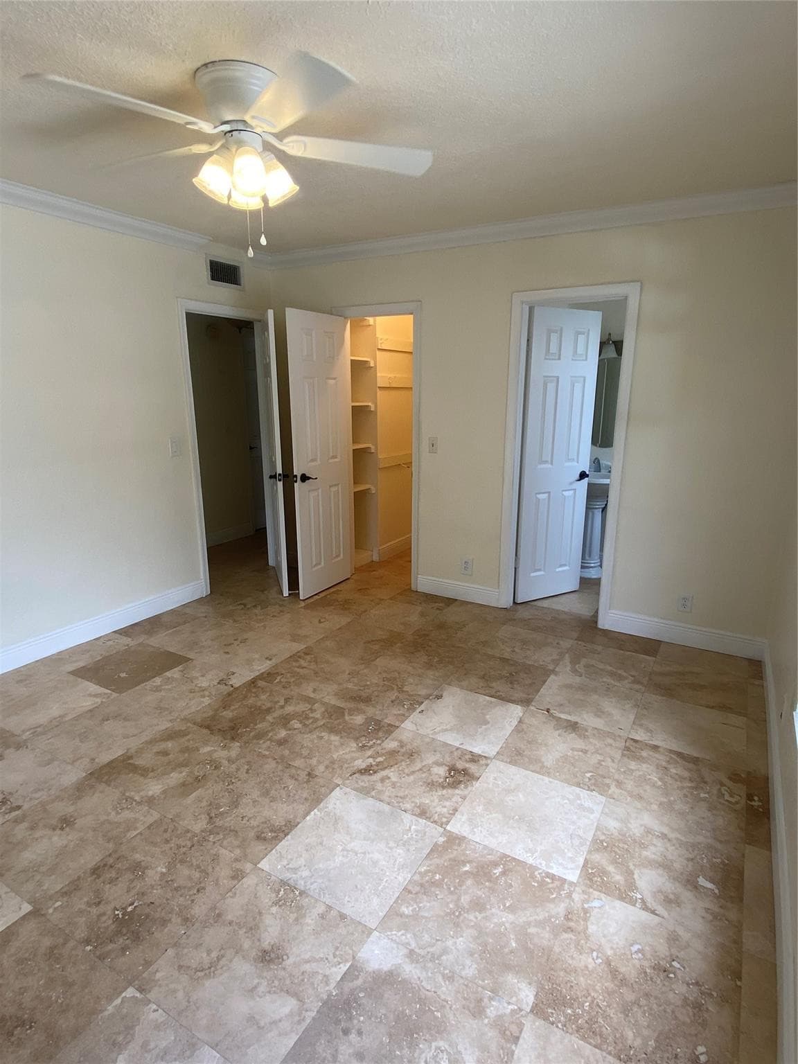 2200 NE 66th Street 1412, Fort Lauderdale, FL 33308 — photo 7 of 30