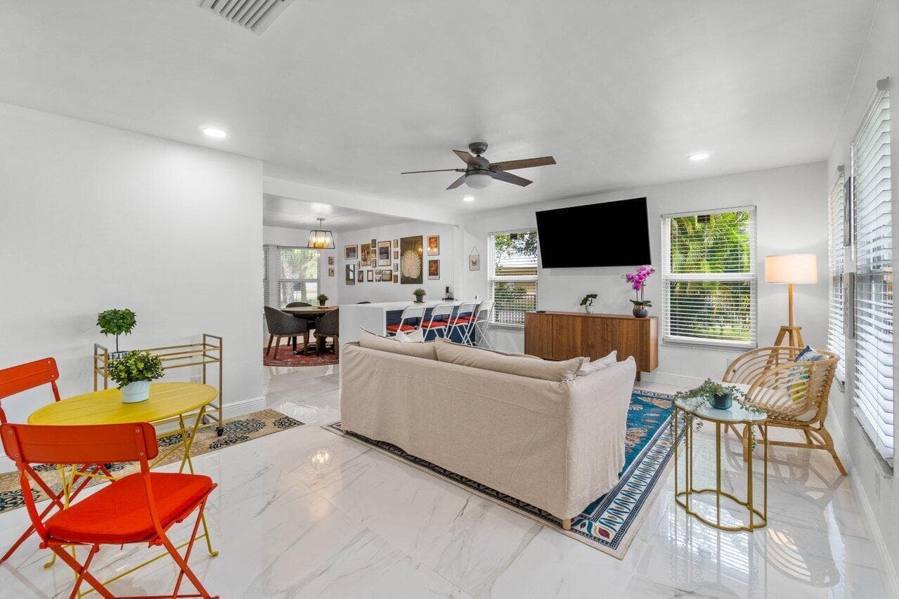 2233 Dock Street, West Palm Beach, FL 33401 — photo 6 of 53