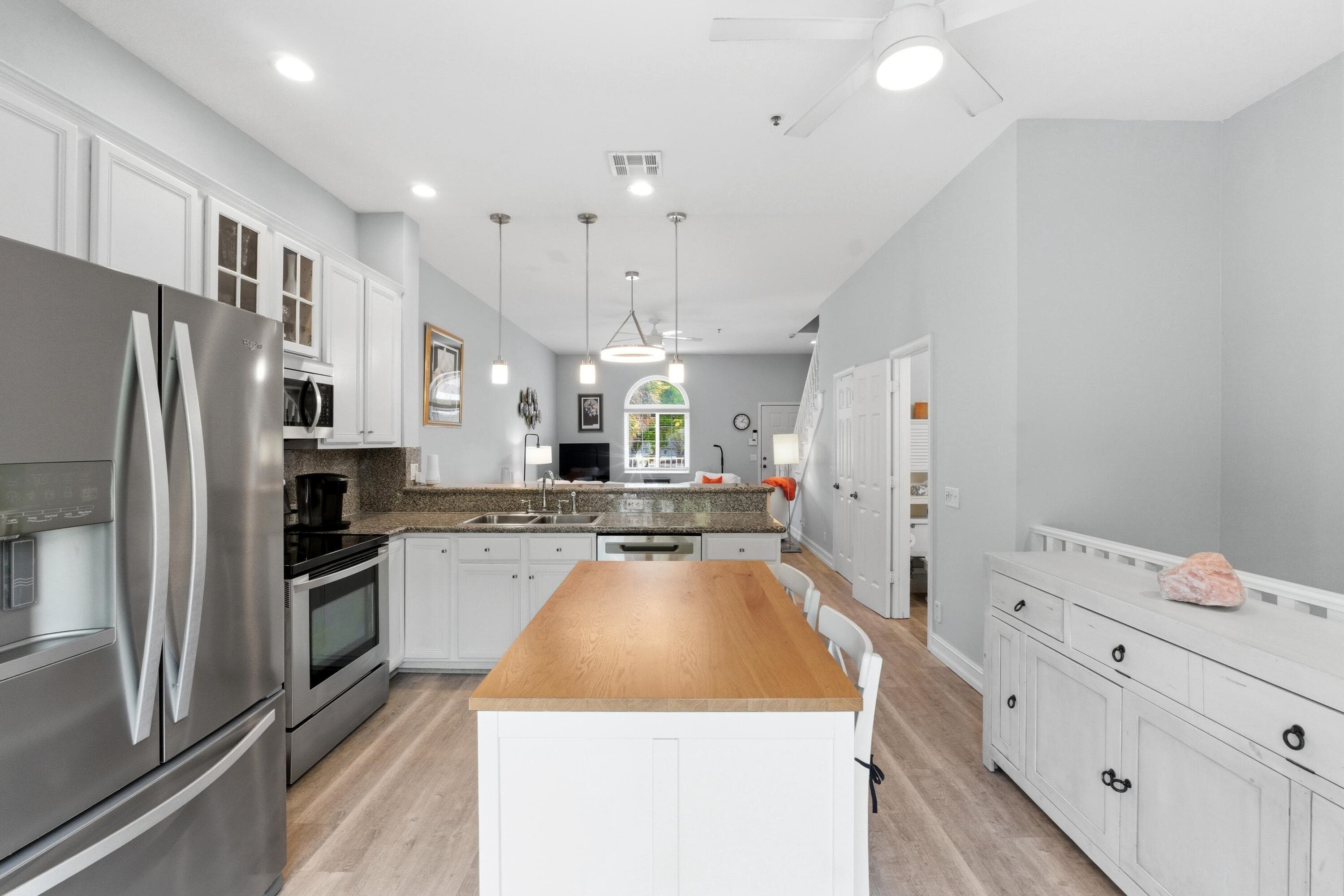 2445 NE 14th Street 5-509, Pompano Beach, FL 33062 — photo 1 of 27