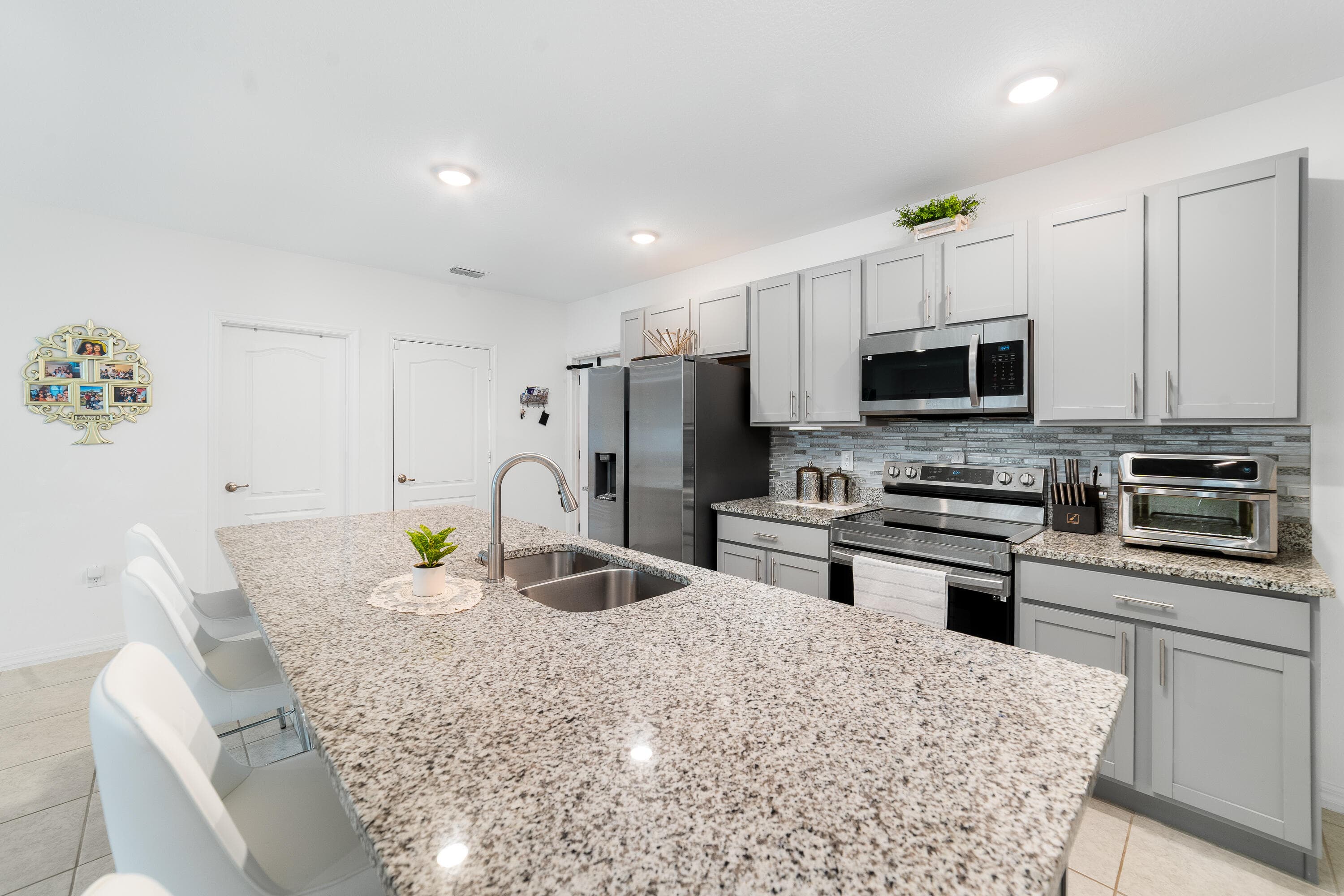 3020 SW Ann Arbor Road, Port St. Lucie, FL 34953 — photo 11 of 34