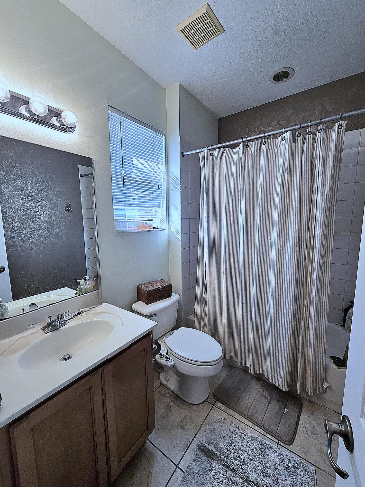 3037 Laurel Ridge Circle, Riviera Beach, FL 33404 — photo 7 of 19