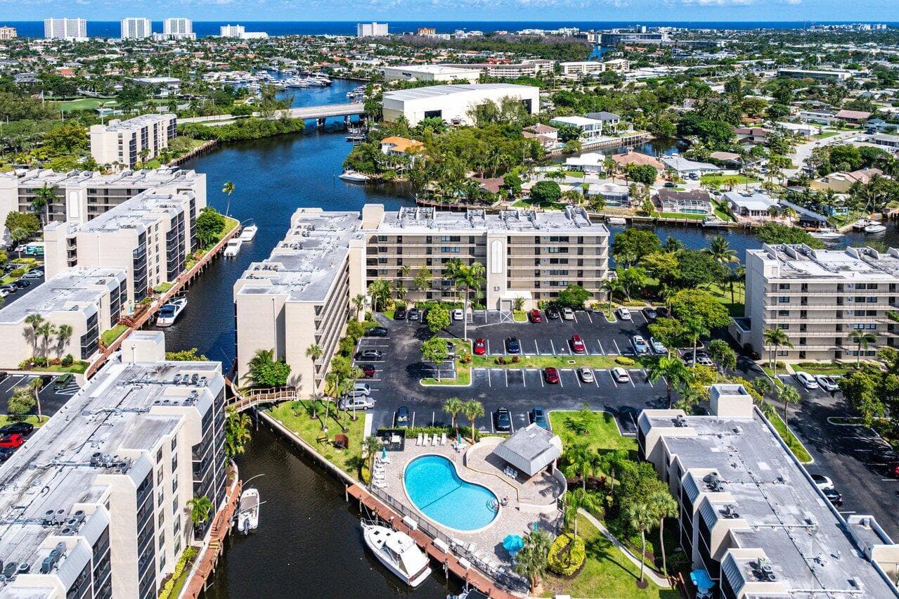 9 Royal Palm Way 106, Boca Raton, FL 33432 — photo 15 of 22