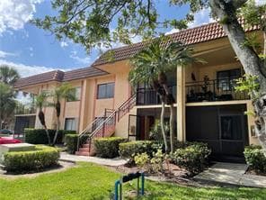 158 Lakeview Drive, Weston, FL 33326 — photo 3 of 34