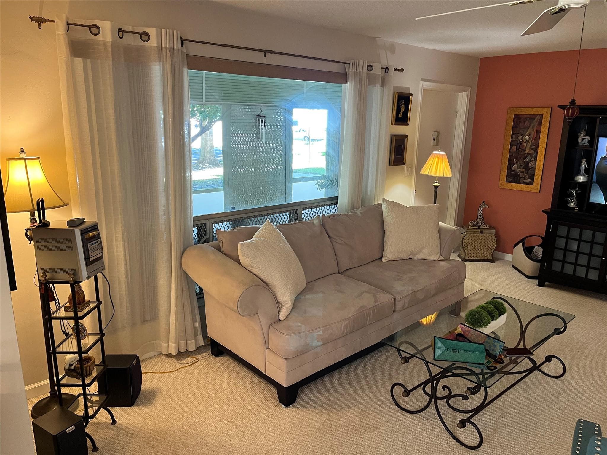 412 S Luna Court 2, Hollywood, FL 33021 — photo 5 of 20