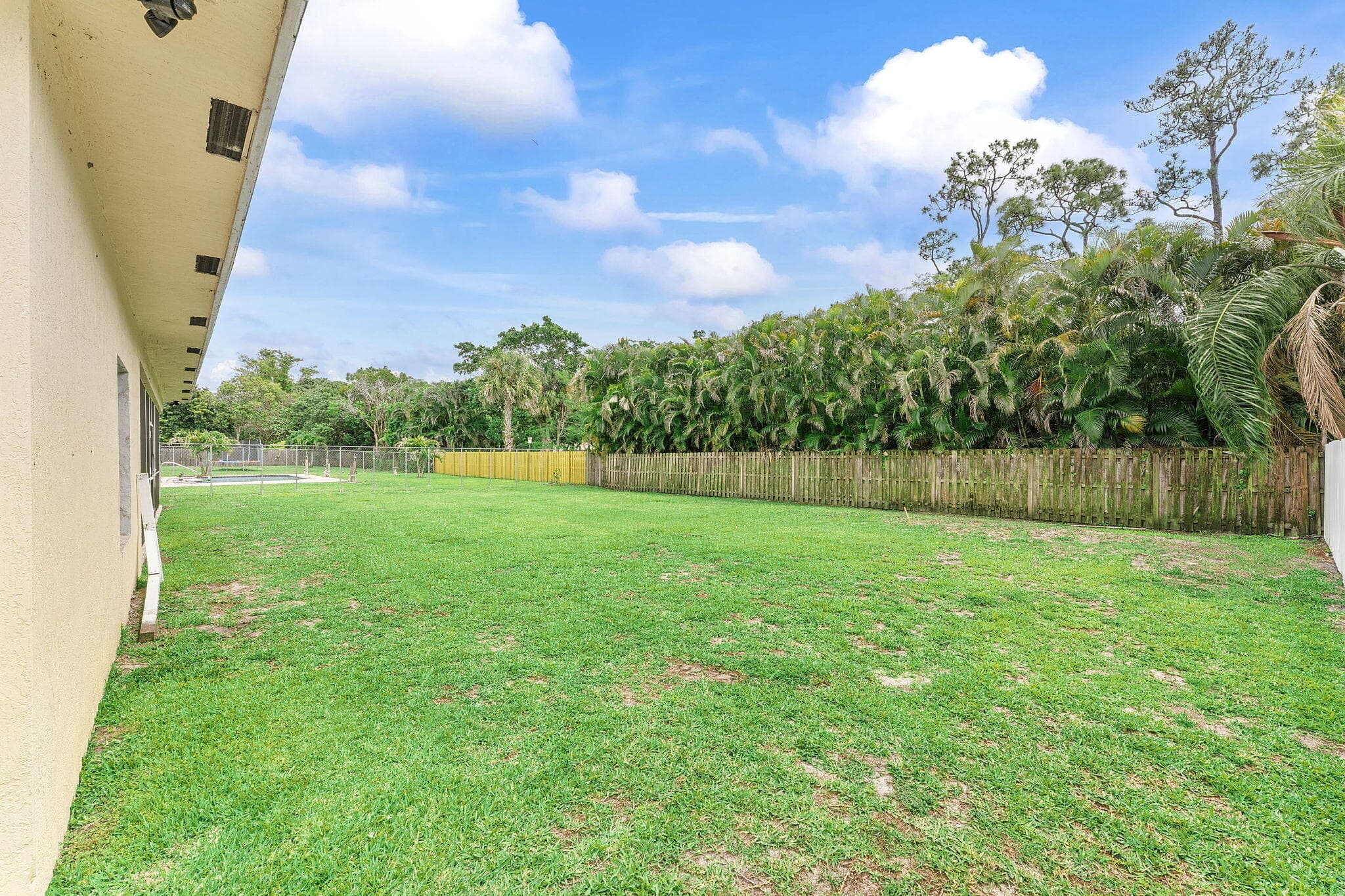 123 Bilbao Street, Royal Palm Beach, FL 33411 — photo 37 of 40
