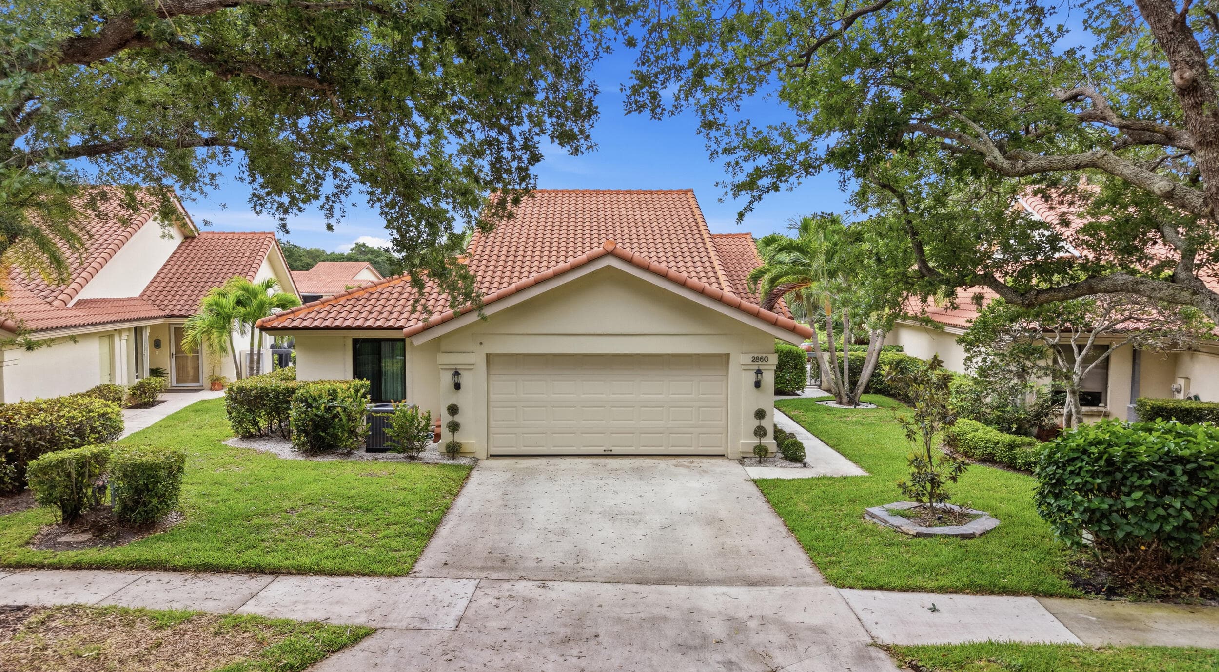 2860 Cuyahoga Lane, West Palm Beach, FL 33409 — photo 1 of 94