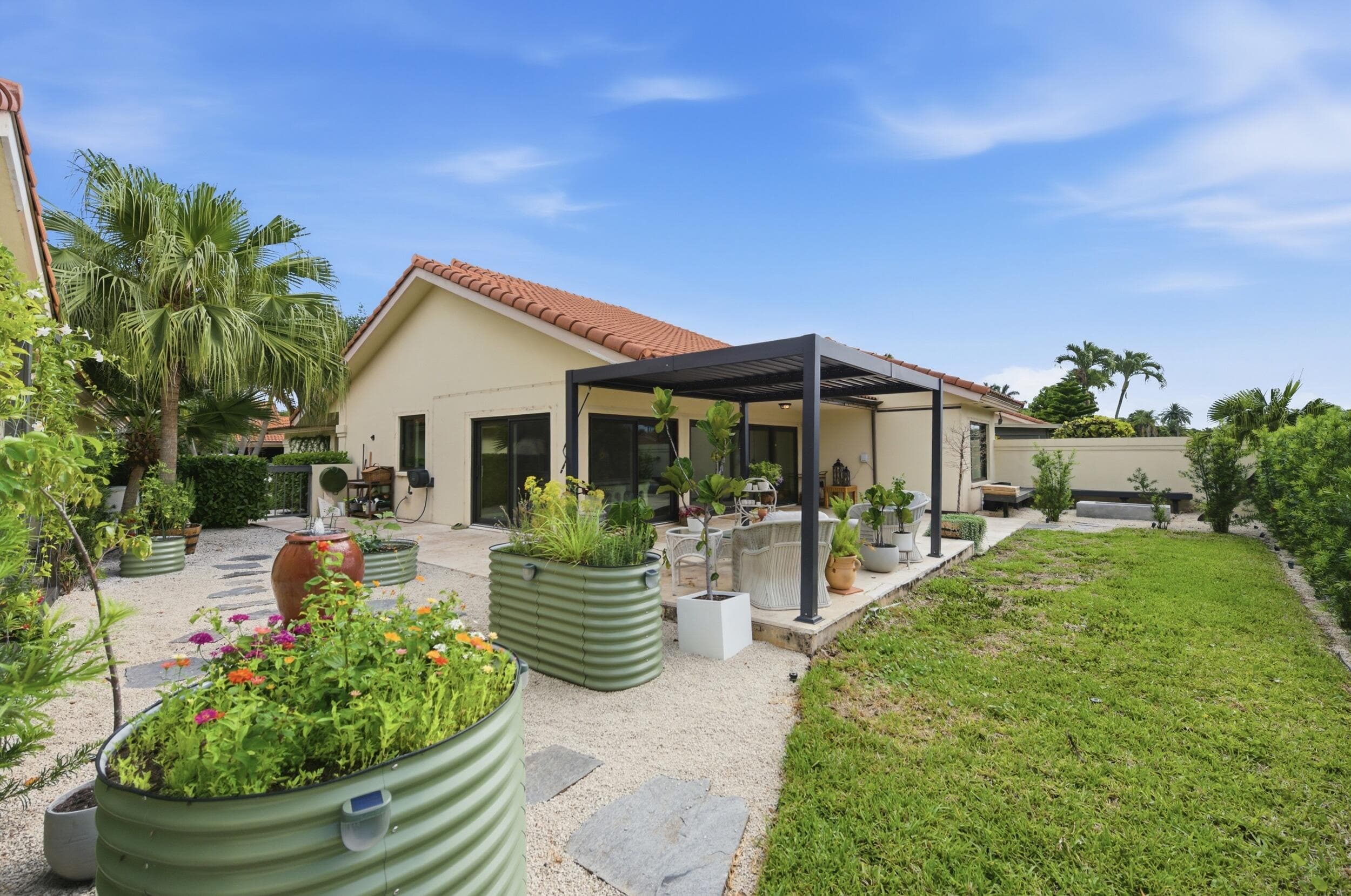 2860 Cuyahoga Lane, West Palm Beach, FL 33409 — photo 17 of 94