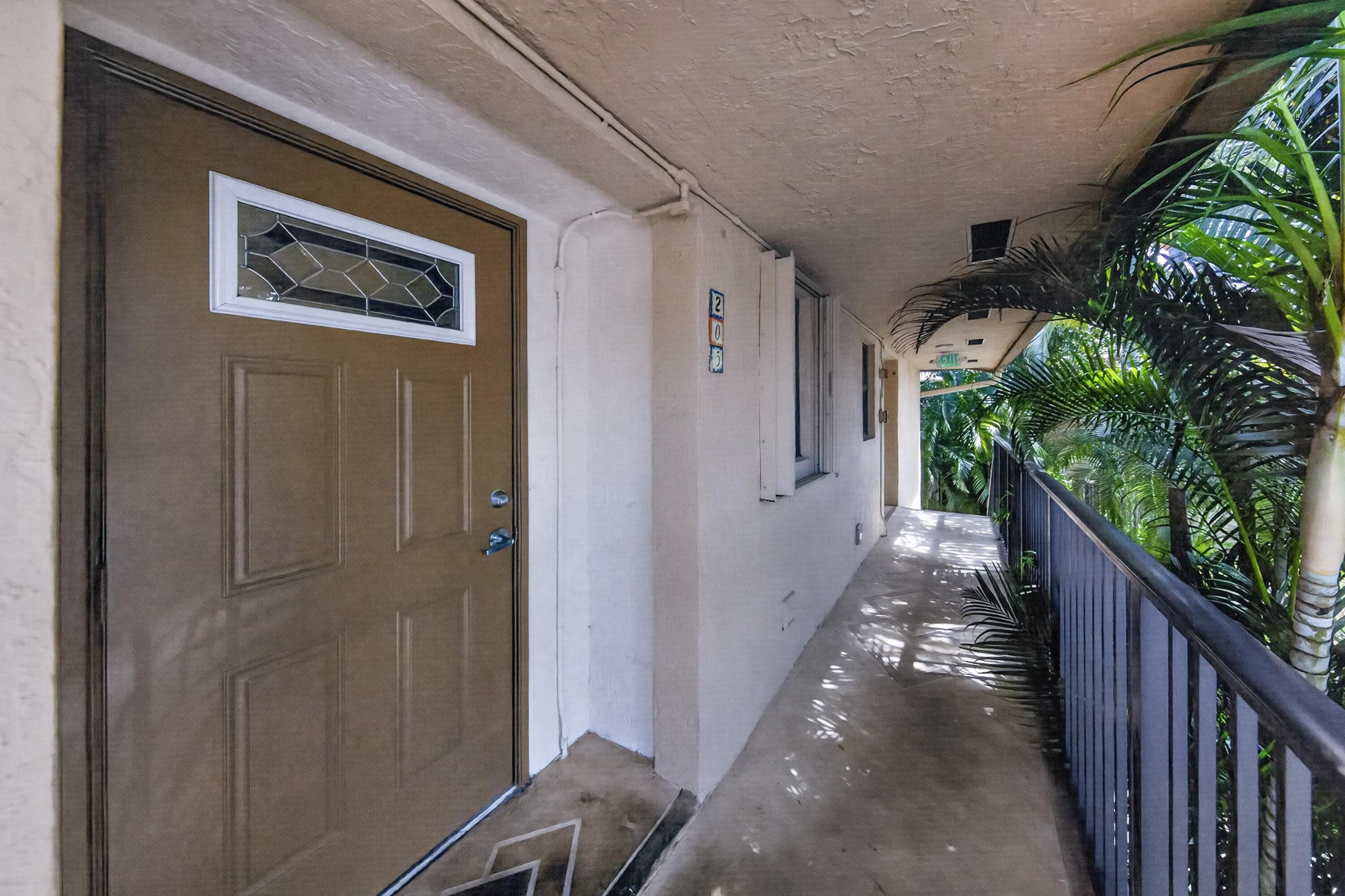 2907 NE 8th Terrace 205, Oakland Park, FL 33334 — photo 35 of 39