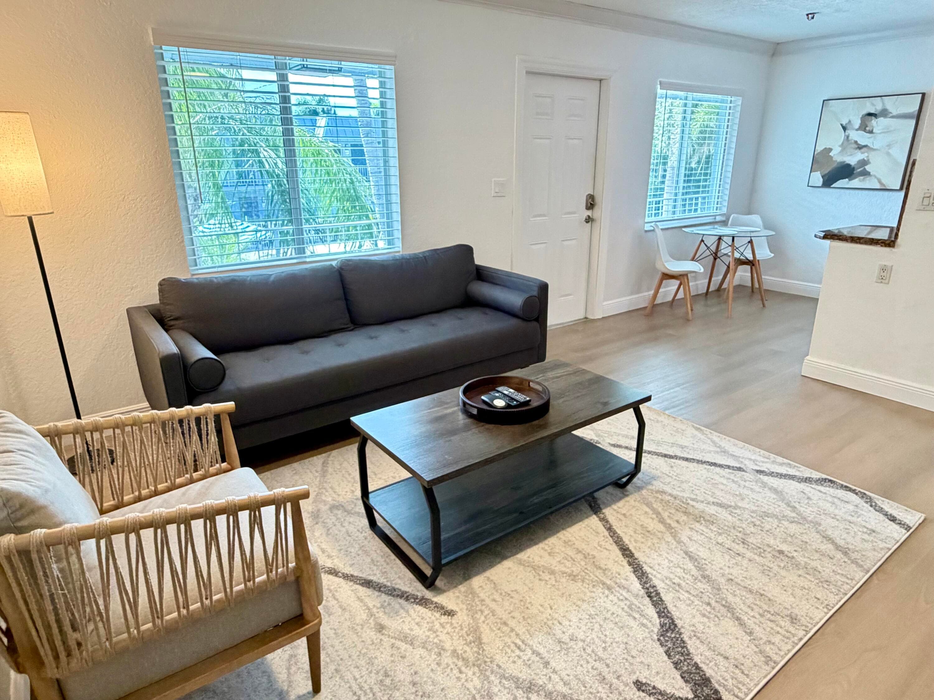 1460 NE 18th Street 211, Fort Lauderdale, FL 33305 — photo 1 of 16