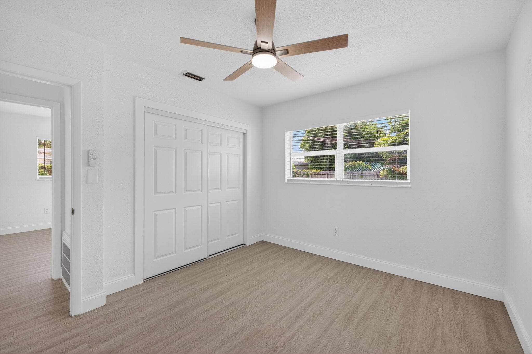 4807 NE 18th Avenue, Oakland Park, FL 33334 — photo 19 of 29