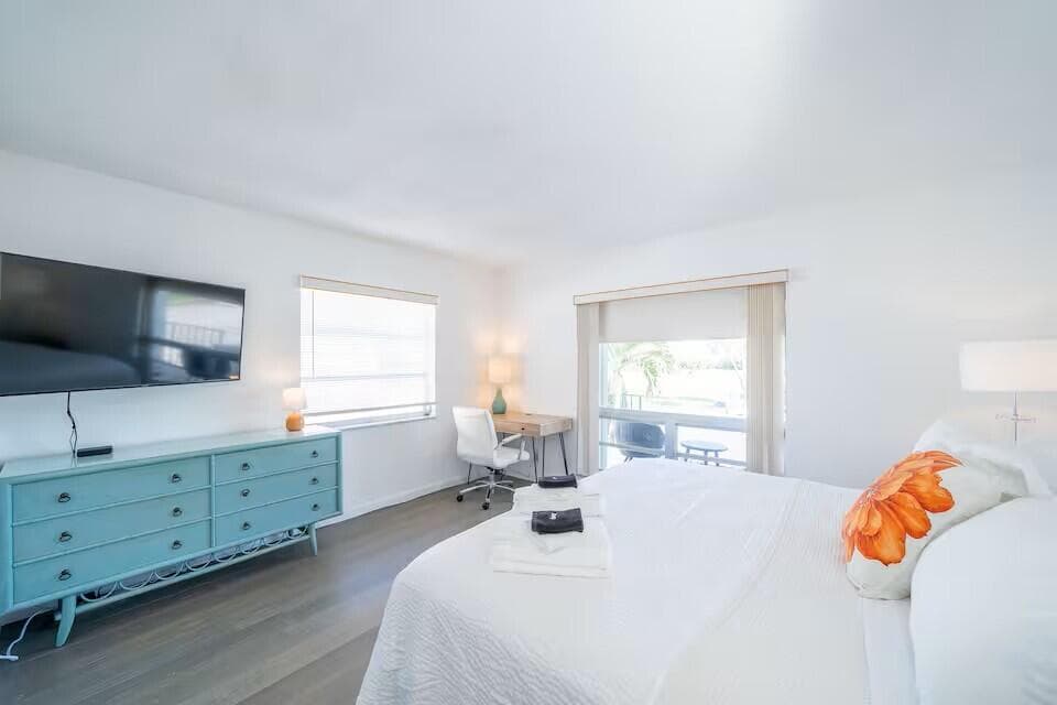 6 Lucerne Avenue 3, Lake Worth Beach, FL 33460 — photo 13 of 19