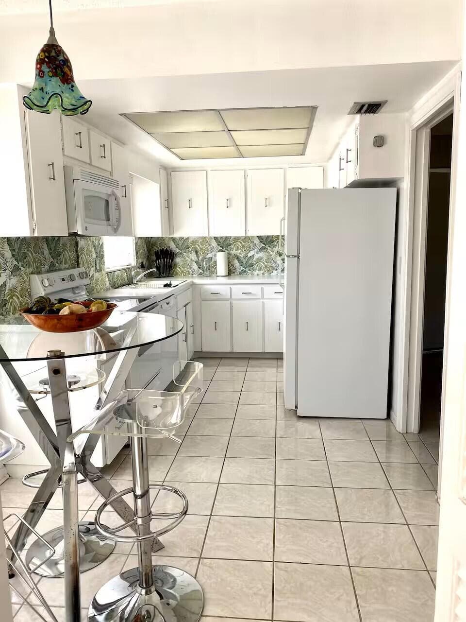 6 Lucerne Avenue 3, Lake Worth Beach, FL 33460 — photo 15 of 19