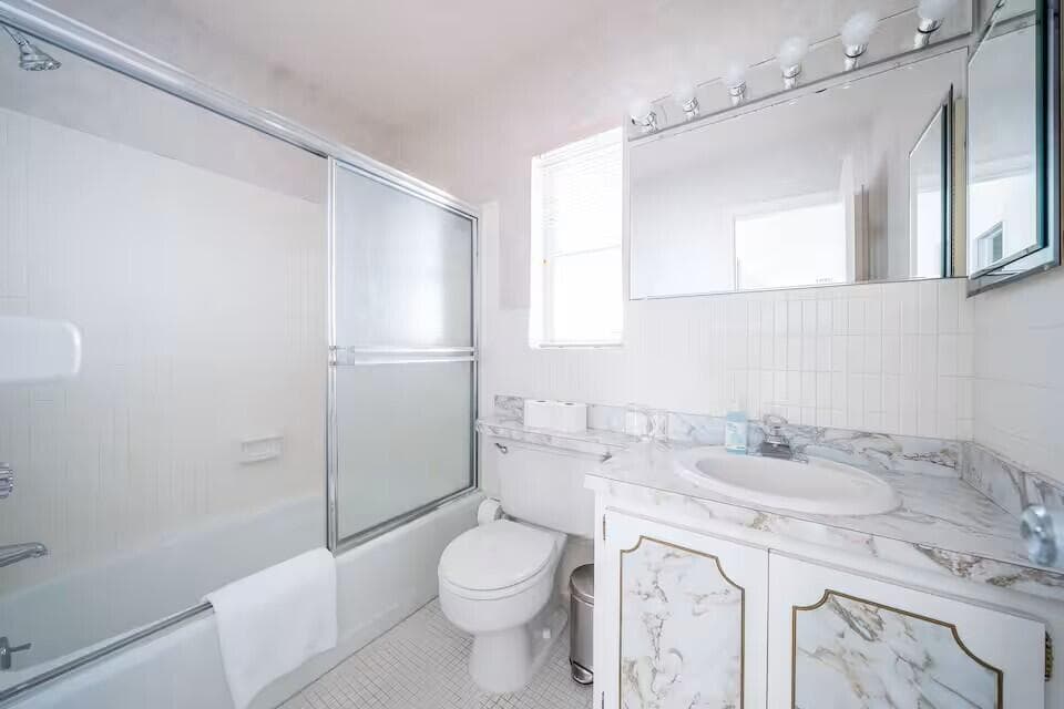 6 Lucerne Avenue 3, Lake Worth Beach, FL 33460 — photo 17 of 19