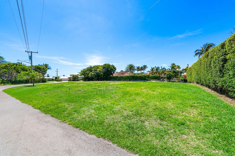 102 Bonito Drive, Ocean Ridge, FL 33435 — photo 8 of 15