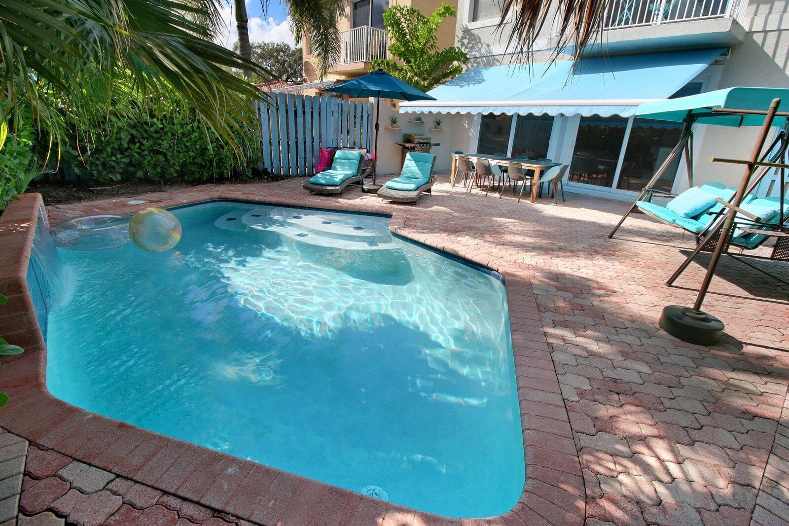 218 Pine Avenue, Lauderdale-By-The-Sea, FL 33308 — photo 27 of 31