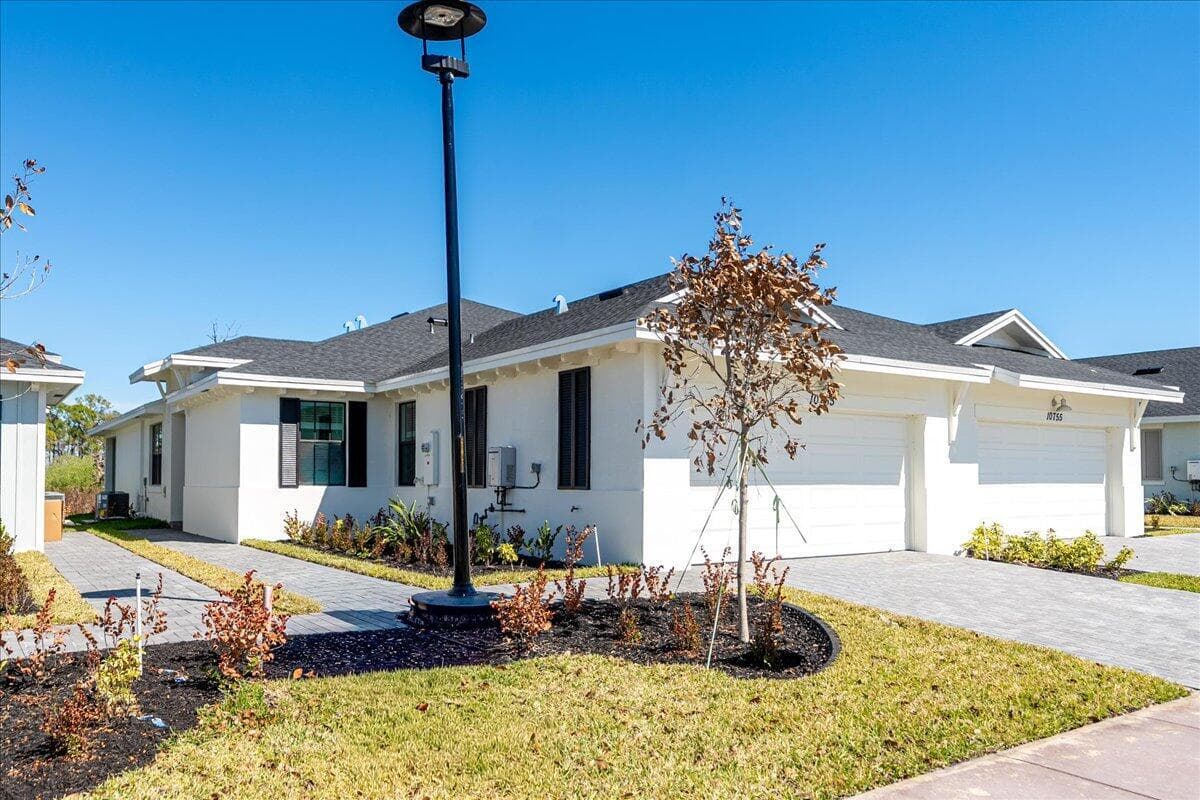 10715 NW Wilgrove Lane, Port St. Lucie, FL 34987 — photo 3 of 38