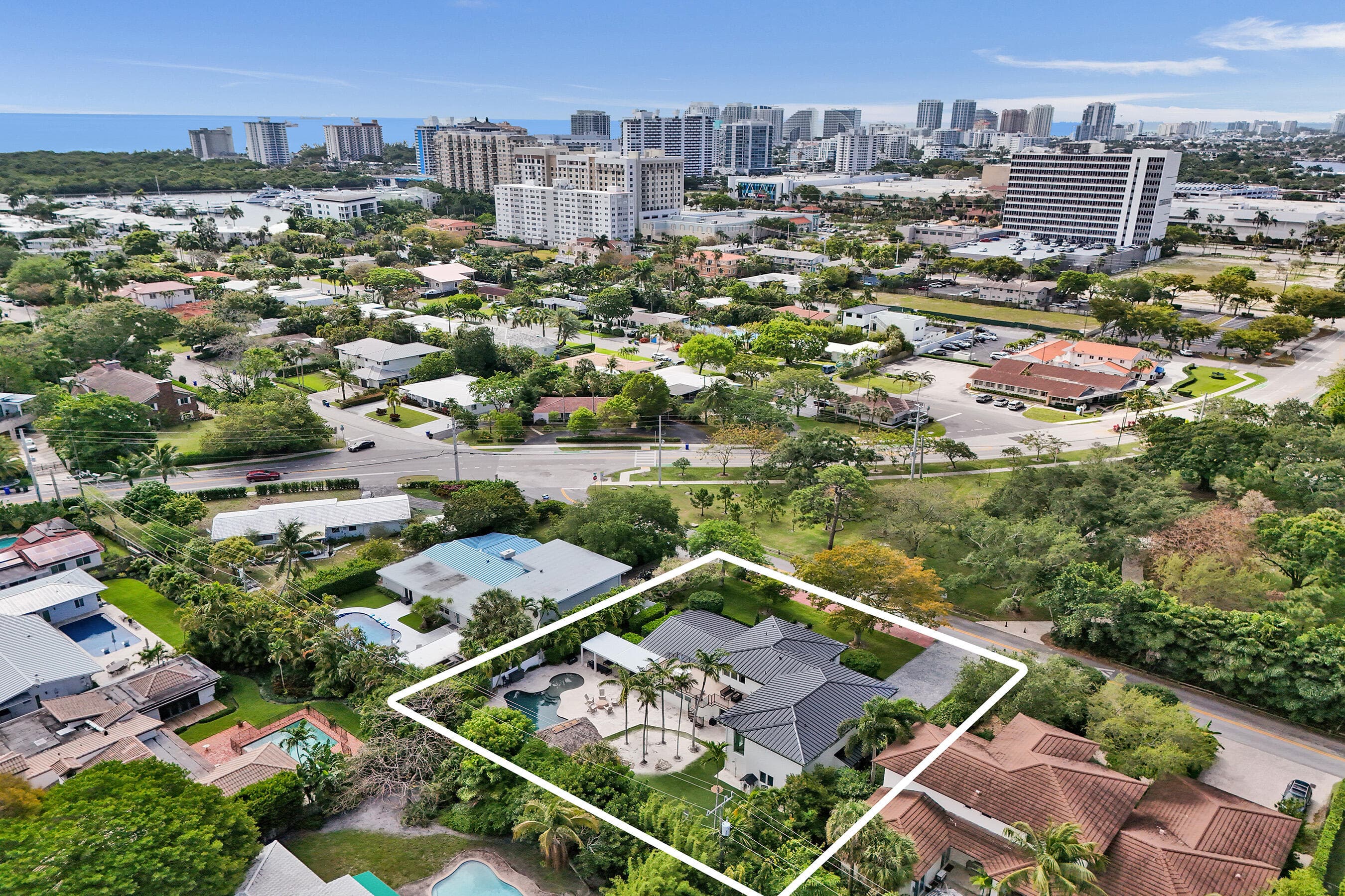 2421 NE 12th Street, Fort Lauderdale, FL 33304 — photo 7 of 118